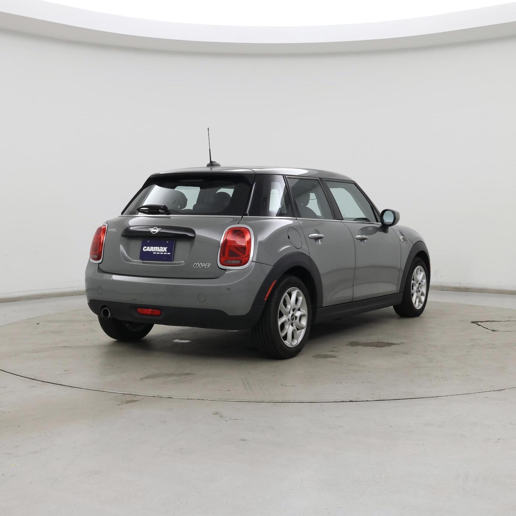 Thumbnail: 2021 MINI Cooper Hardtop - 8