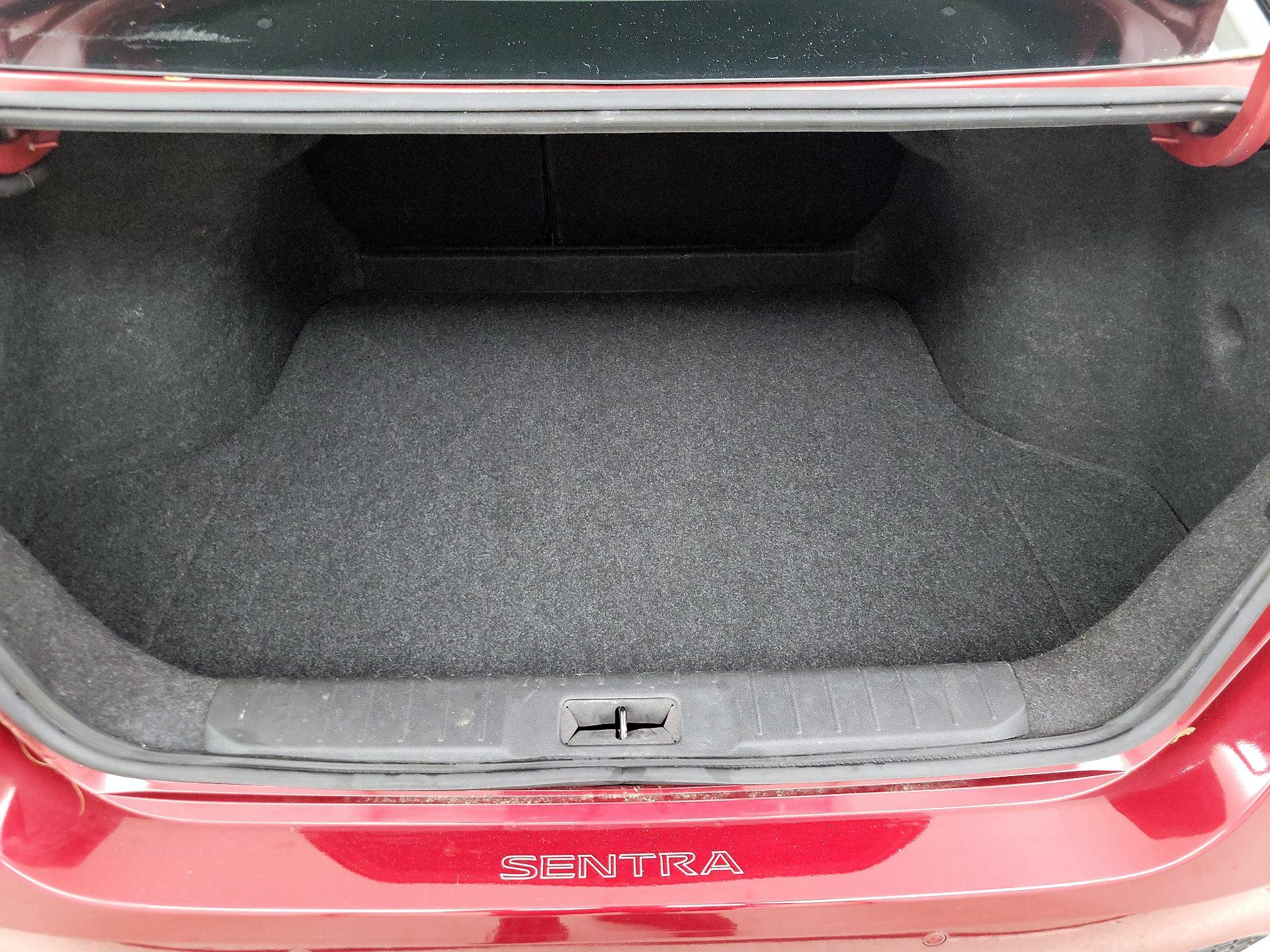 Thumbnail: 2021 Nissan Sentra - 20
