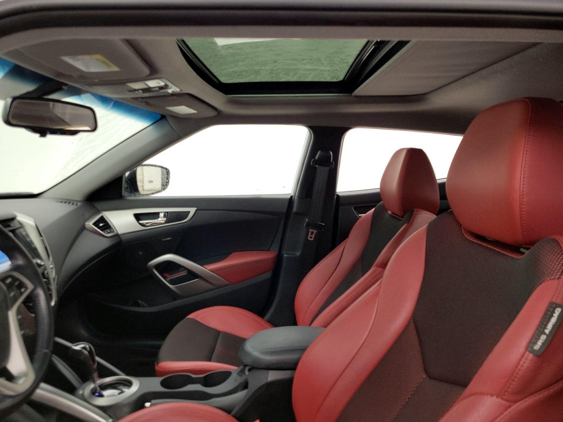 Thumbnail: 2014 Hyundai Veloster - 19