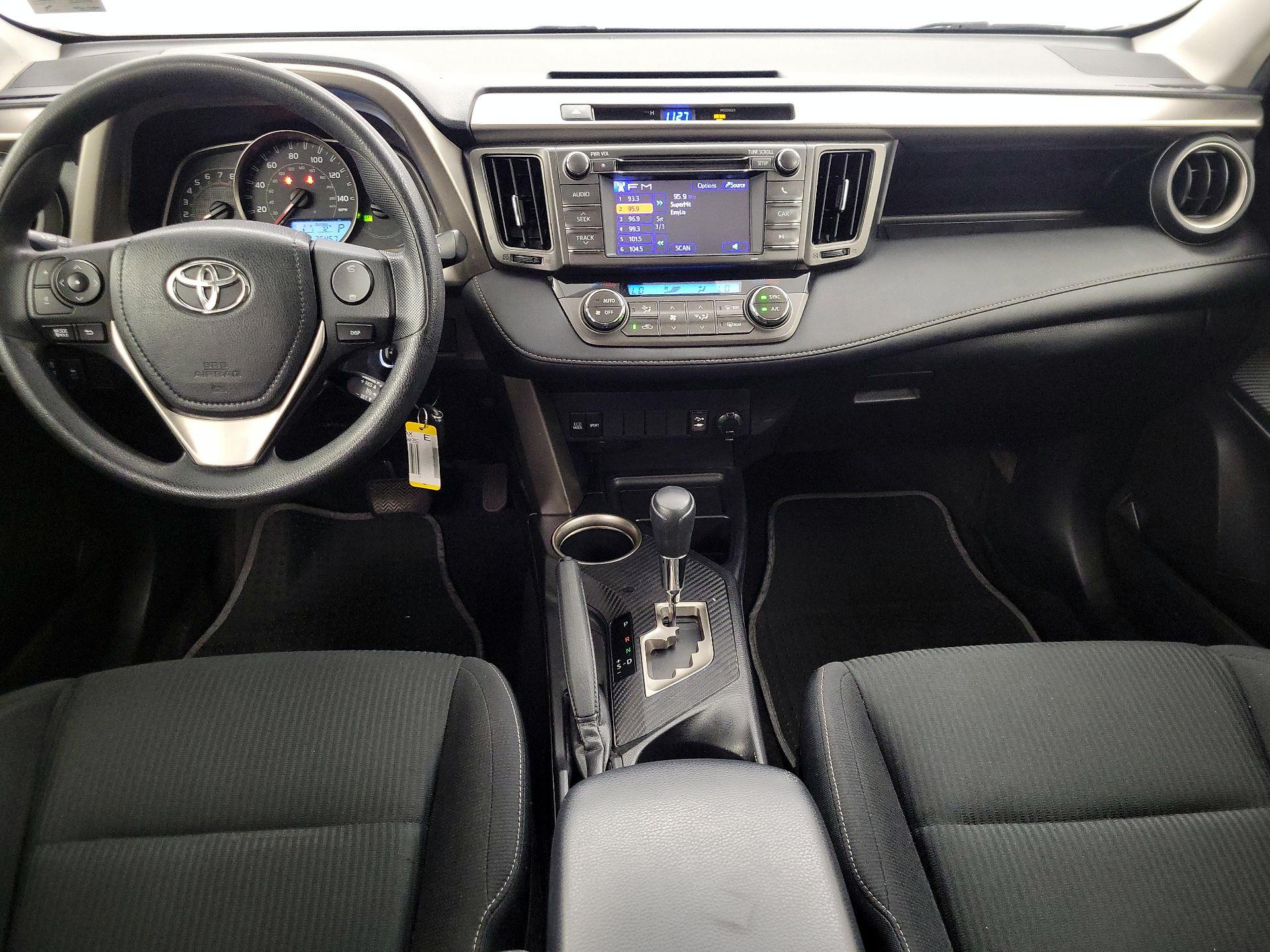 Thumbnail: 2013 Toyota RAV4 - 9