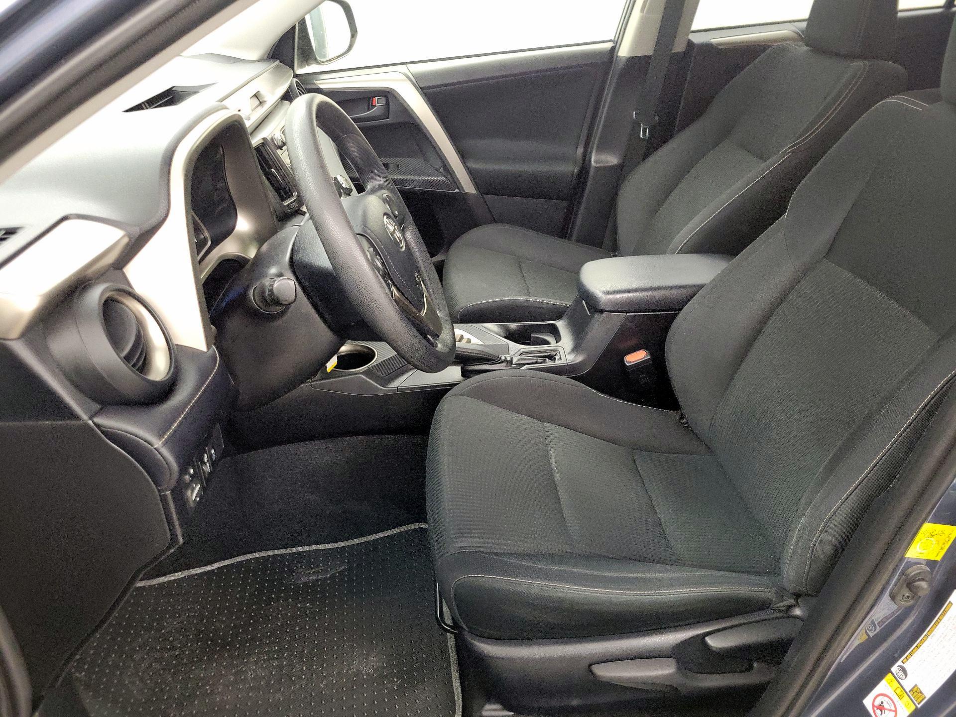 Thumbnail: 2013 Toyota RAV4 - 11