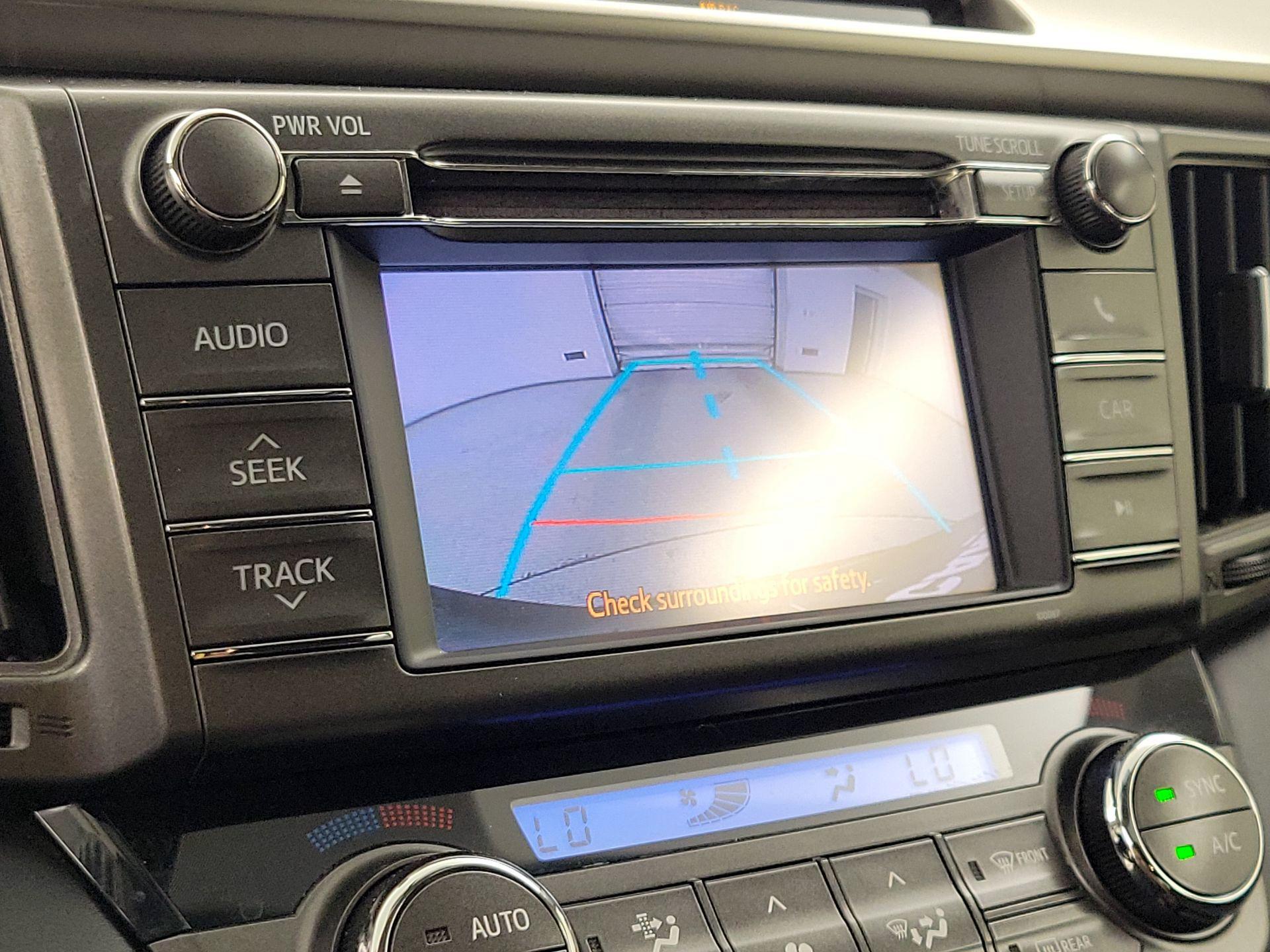 Thumbnail: 2013 Toyota RAV4 - 14