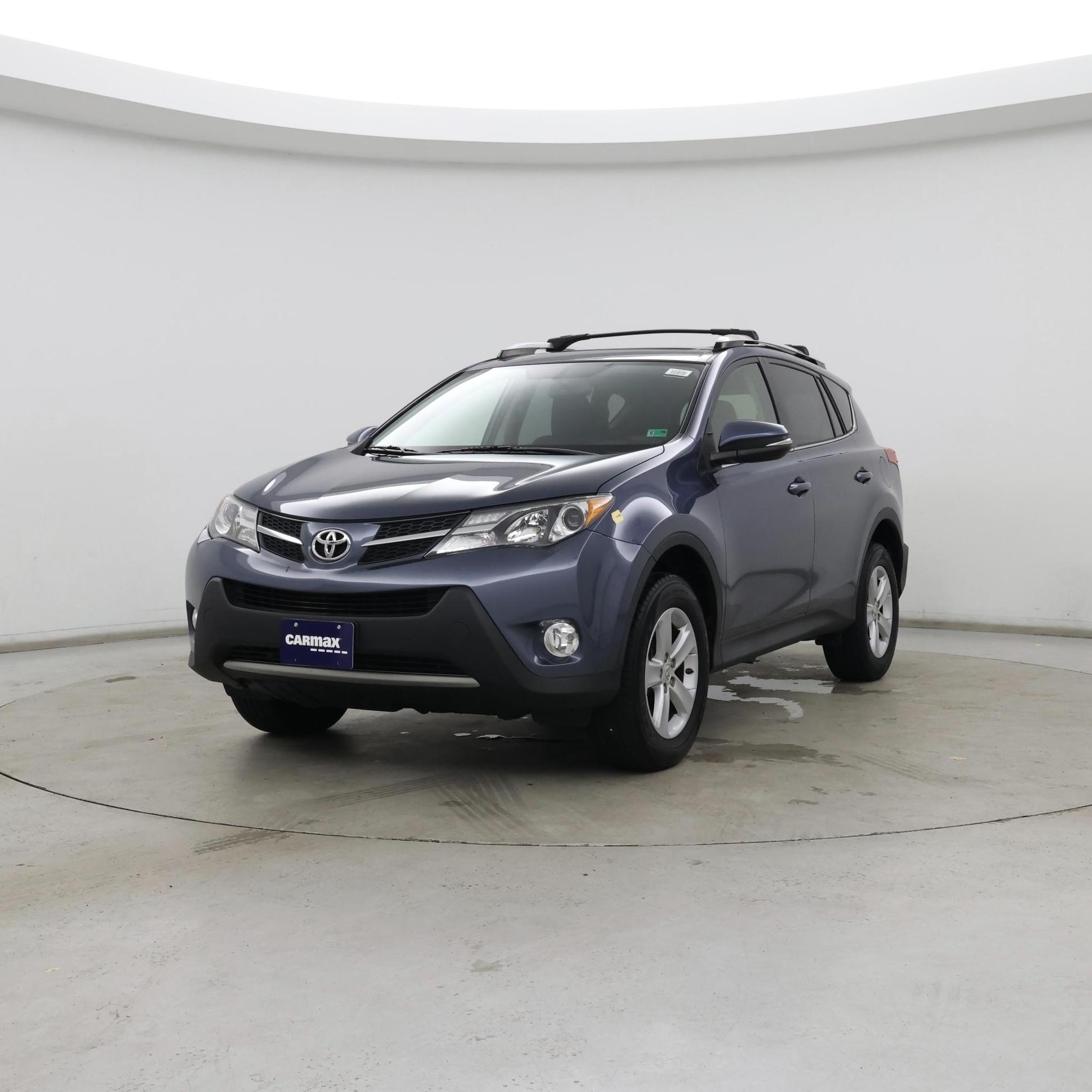 Thumbnail: 2013 Toyota RAV4 - 4