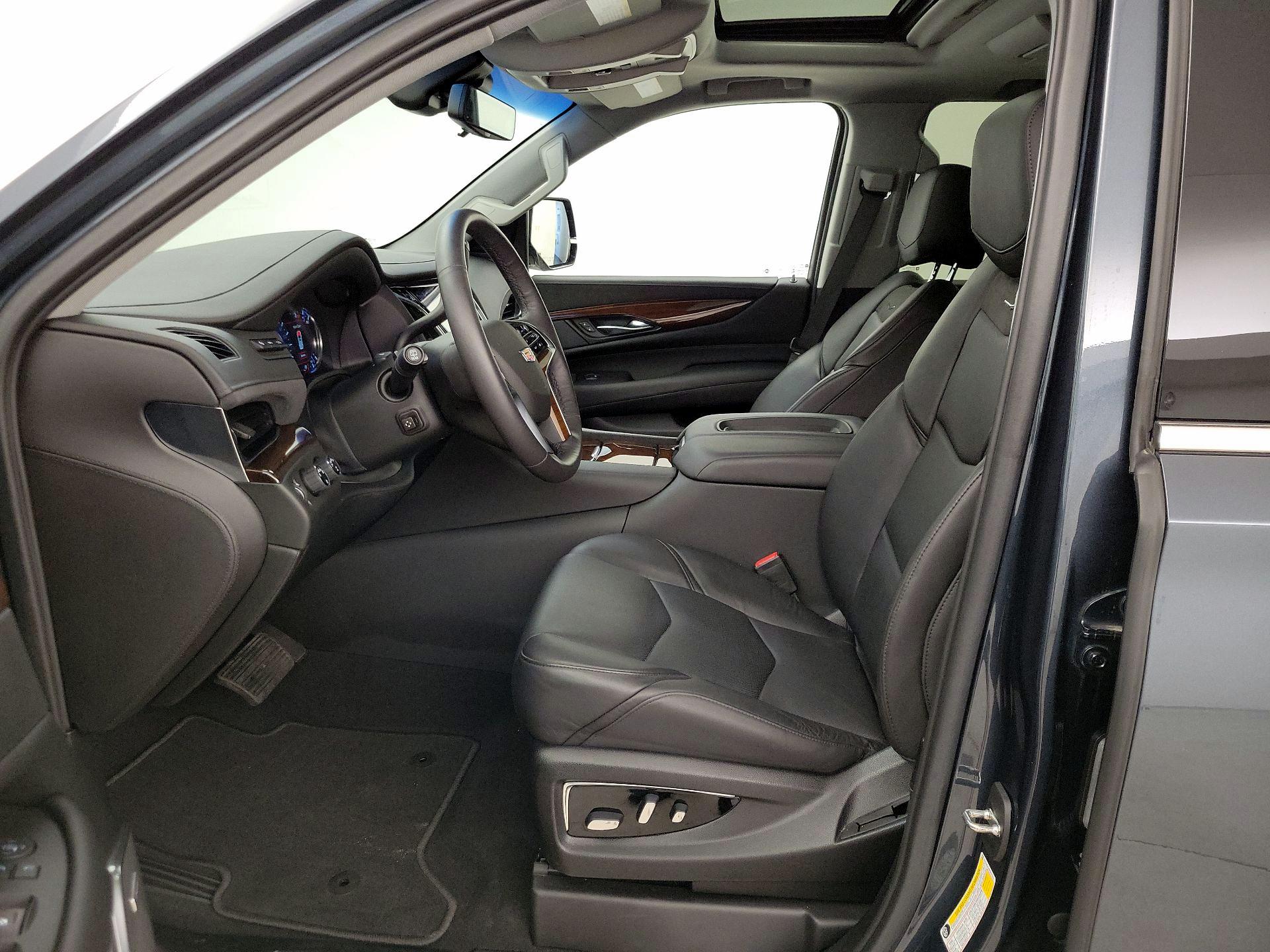 Thumbnail: 2019 Cadillac Escalade - 11