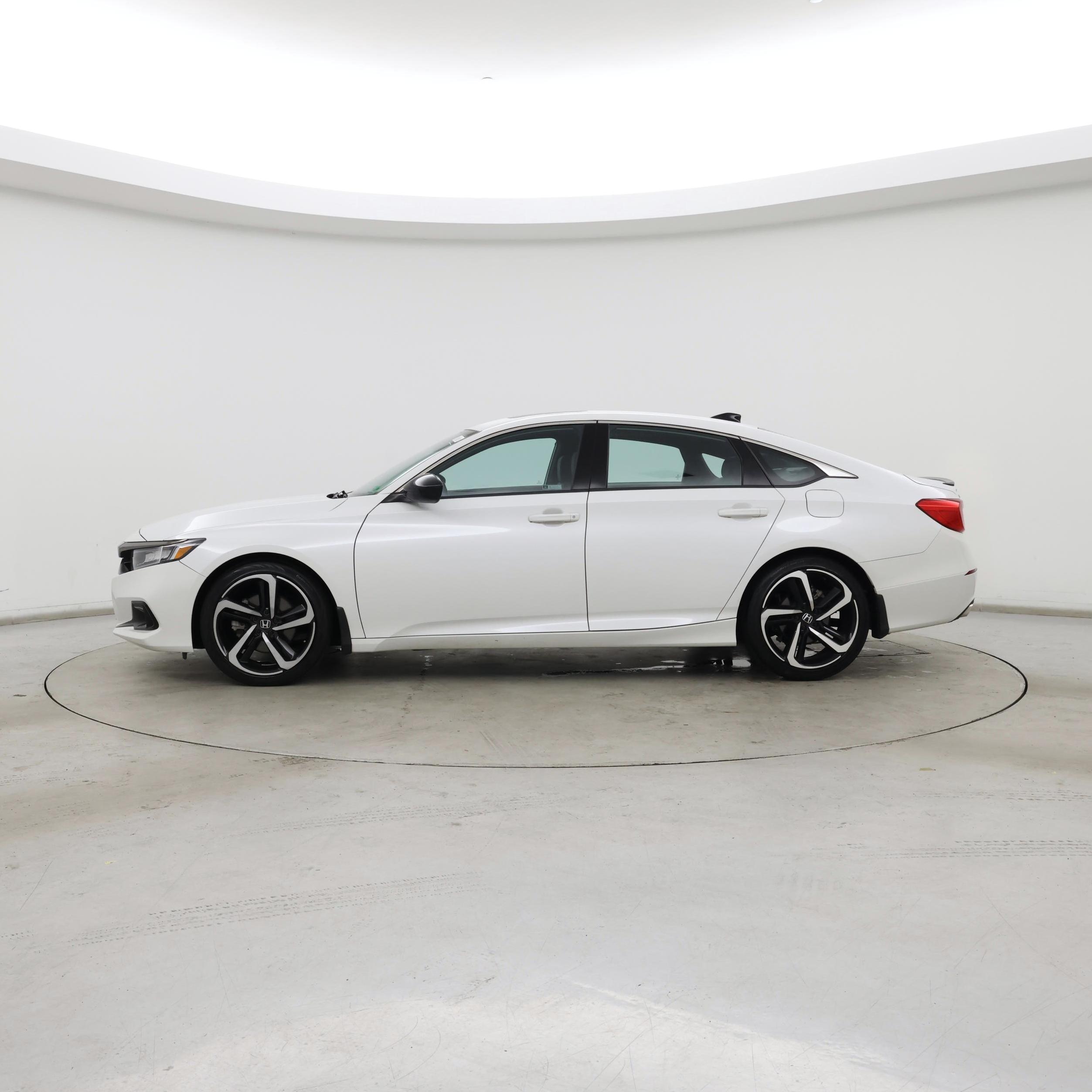 Thumbnail: 2022 Honda Accord - 3