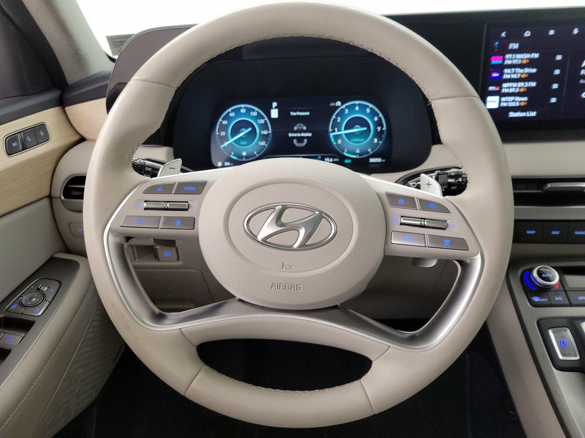 Thumbnail: 2023 Hyundai Palisade - 10
