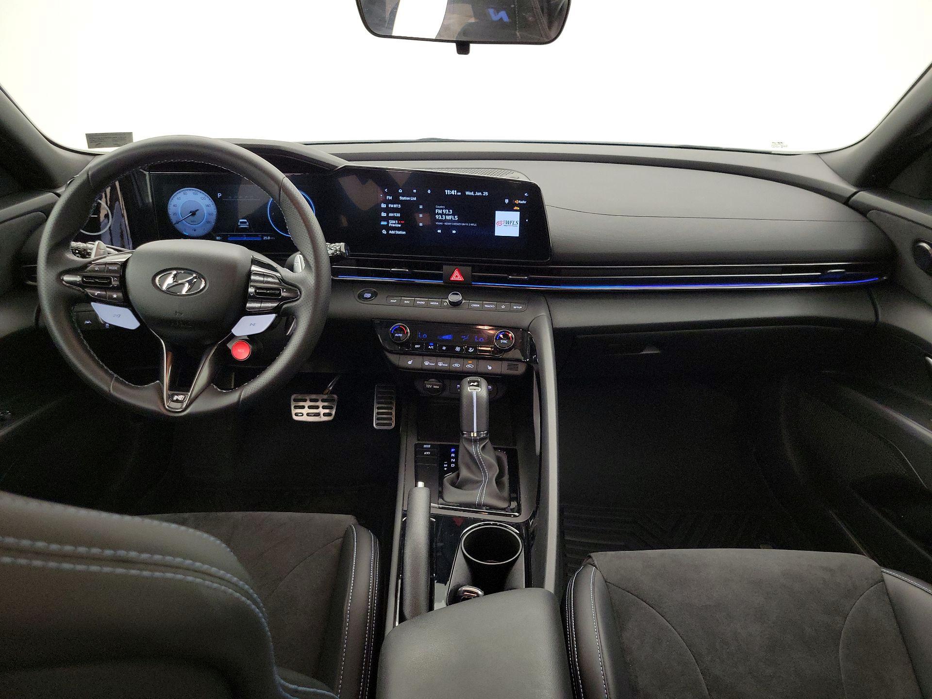 Thumbnail: 2023 Hyundai Elantra - 9