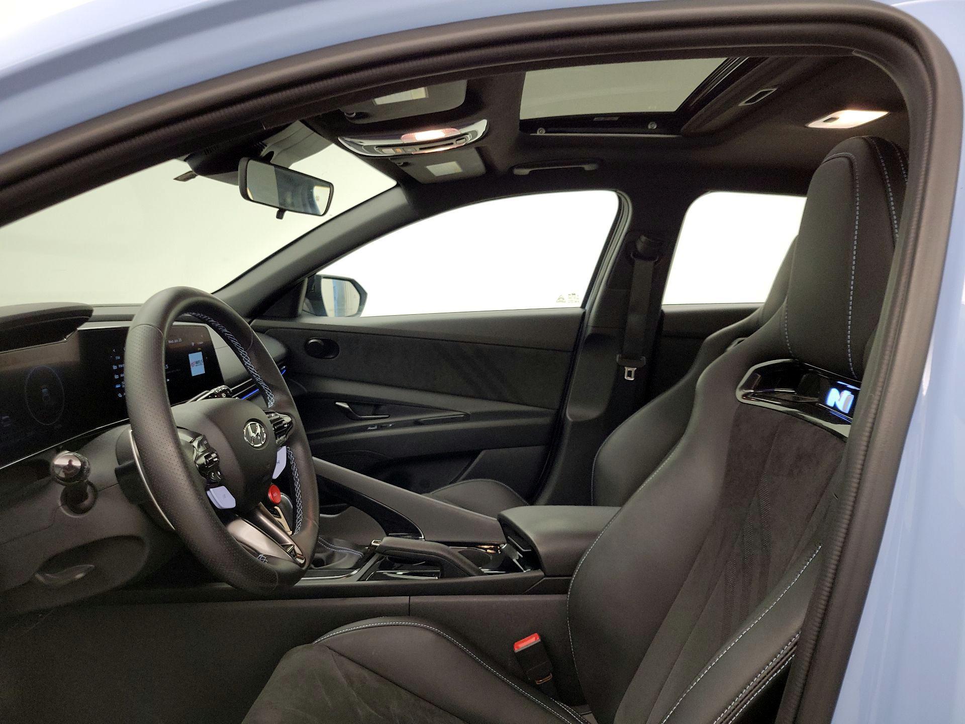 Thumbnail: 2023 Hyundai Elantra - 20