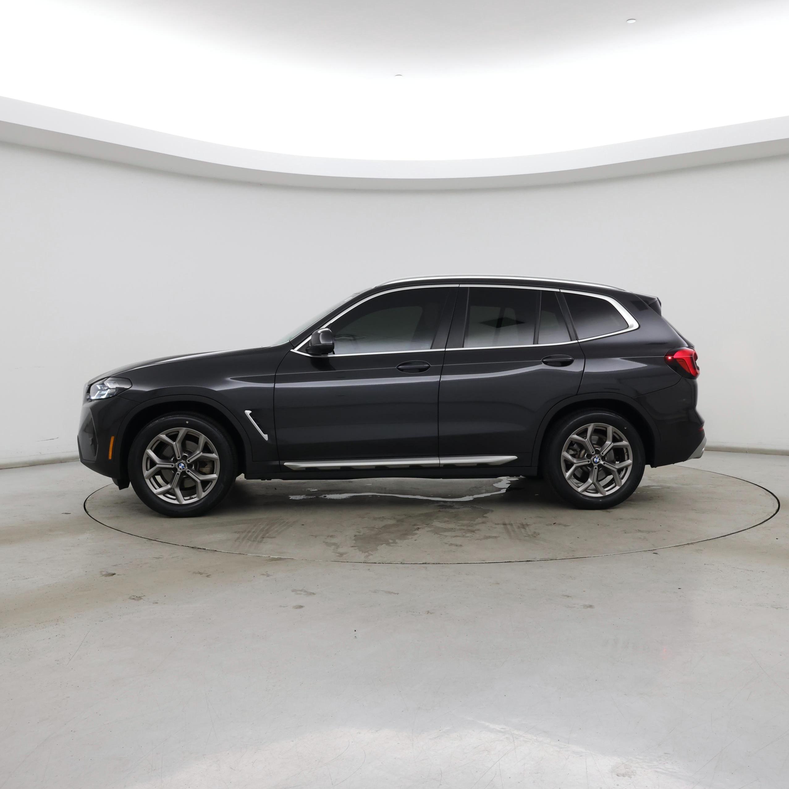 Thumbnail: 2022 BMW X3 - 3