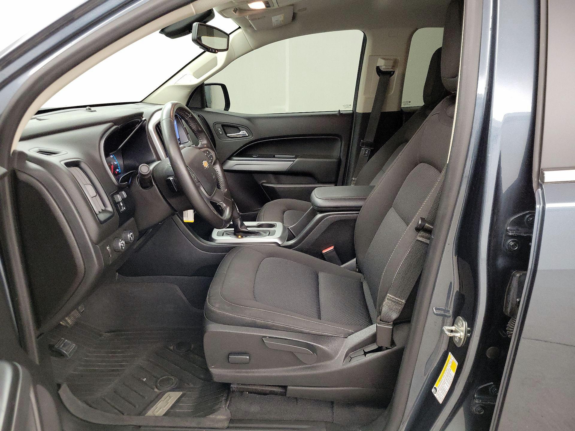 Thumbnail: 2019 Chevrolet Colorado - 11