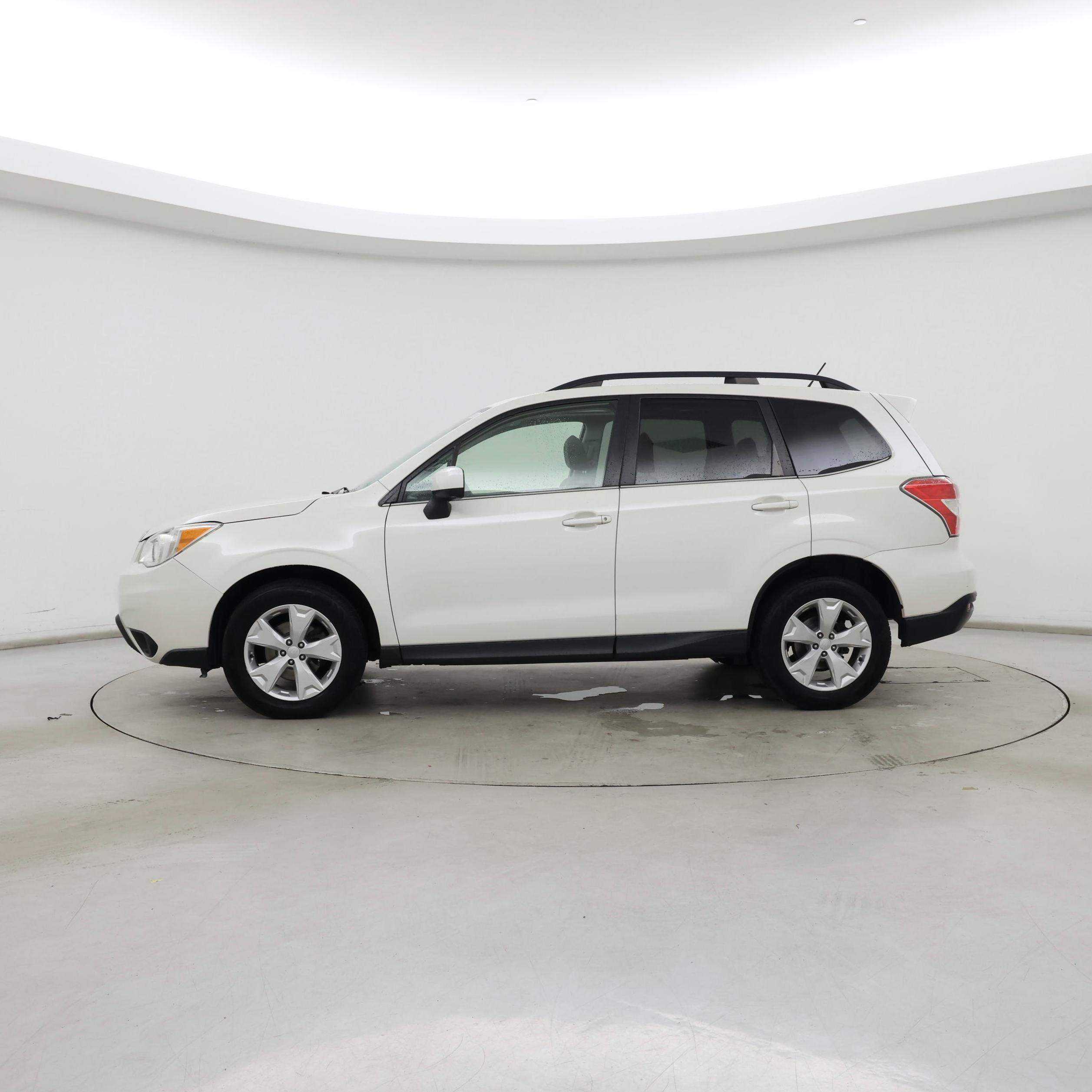 Thumbnail: 2015 Subaru Forester - 3