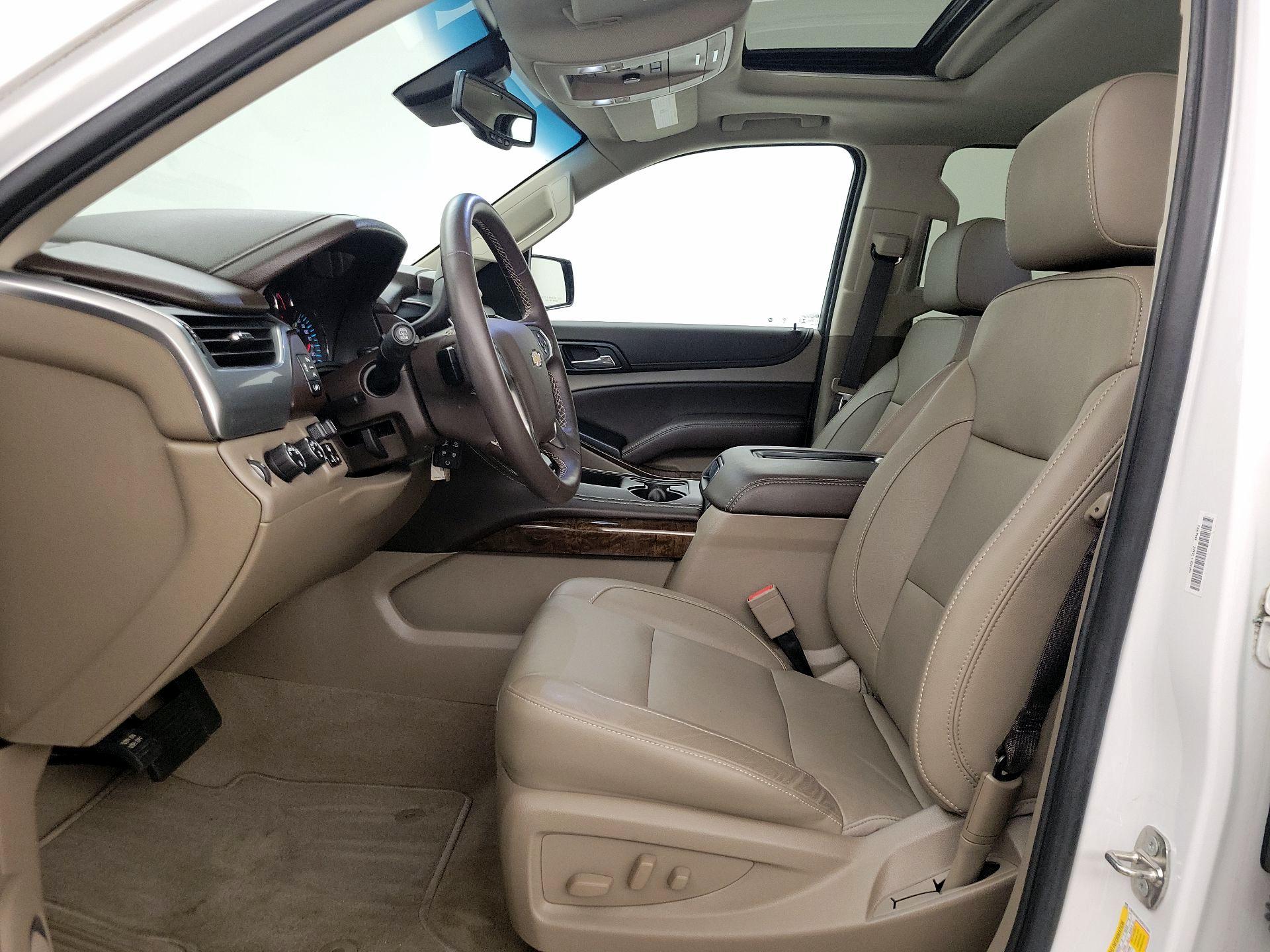 Thumbnail: 2019 Chevrolet Suburban - 11