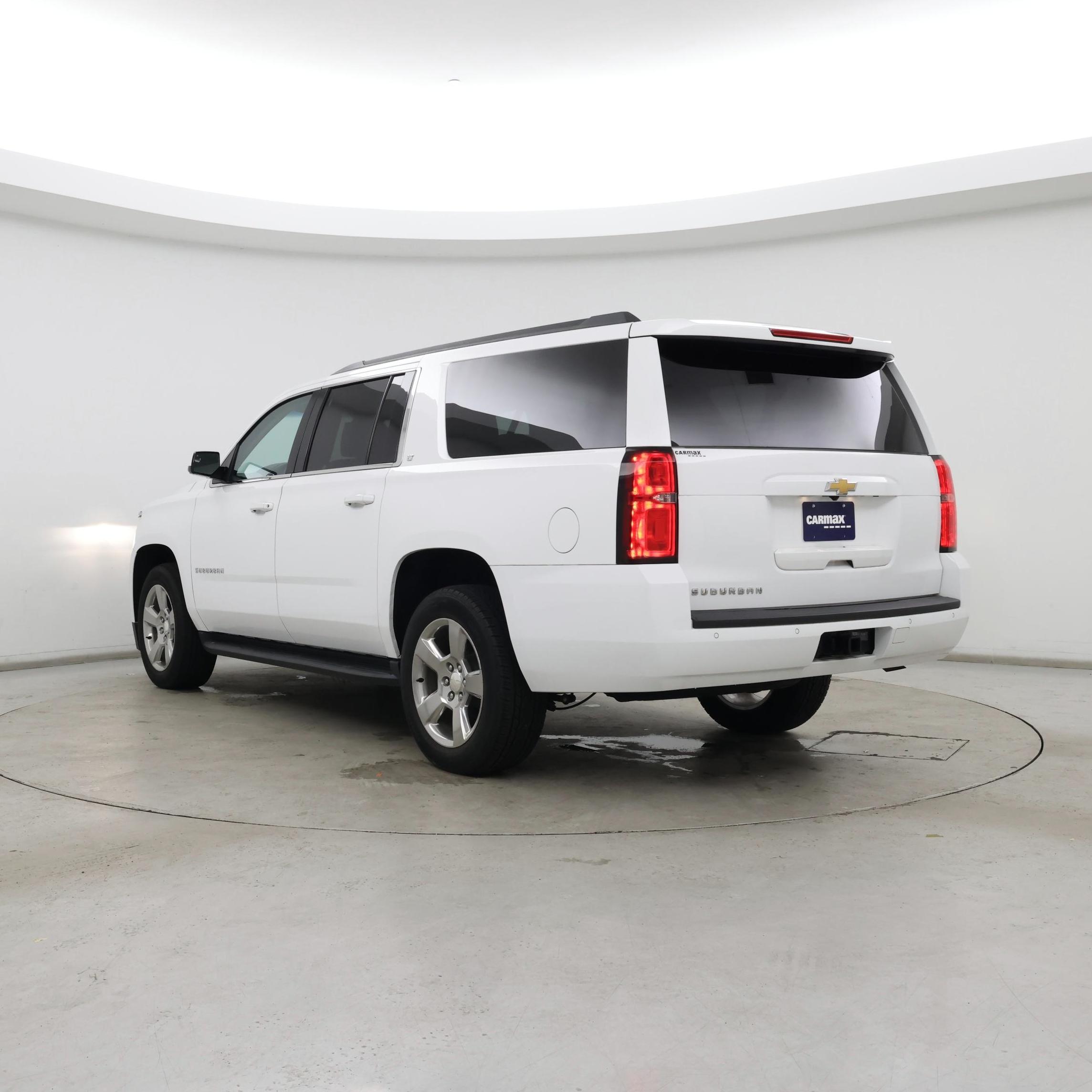 Thumbnail: 2019 Chevrolet Suburban - 2