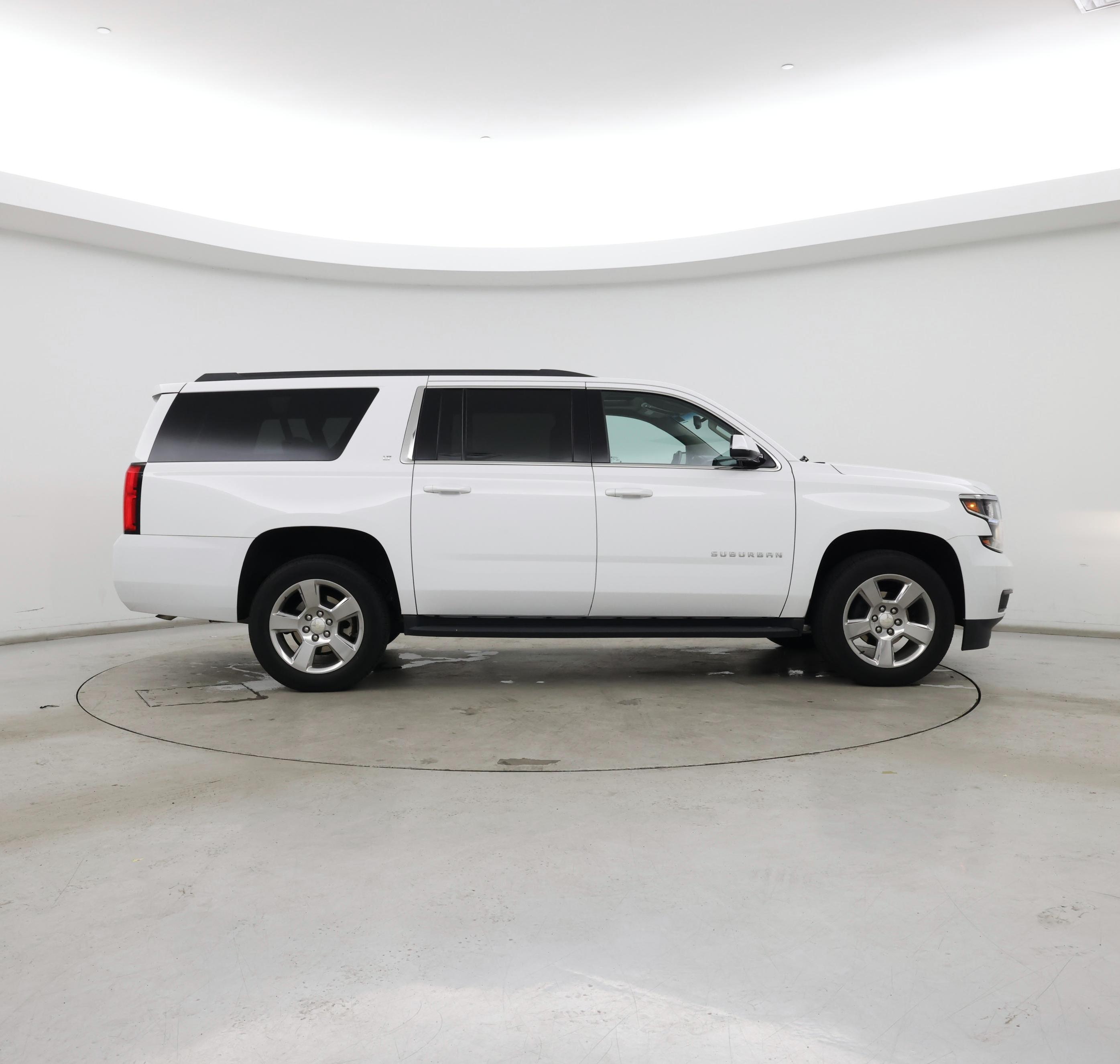 Thumbnail: 2019 Chevrolet Suburban - 7