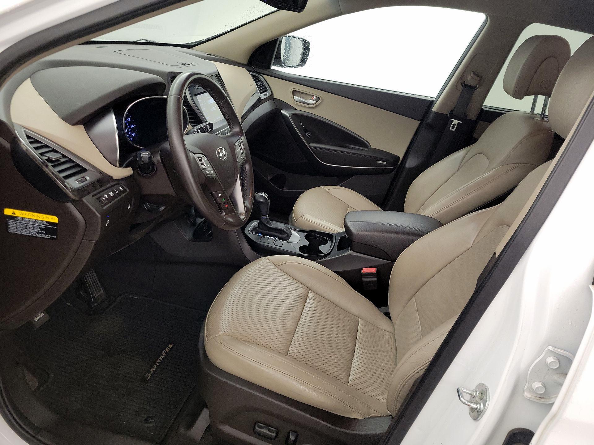 Thumbnail: 2017 Hyundai Santa Fe - 11
