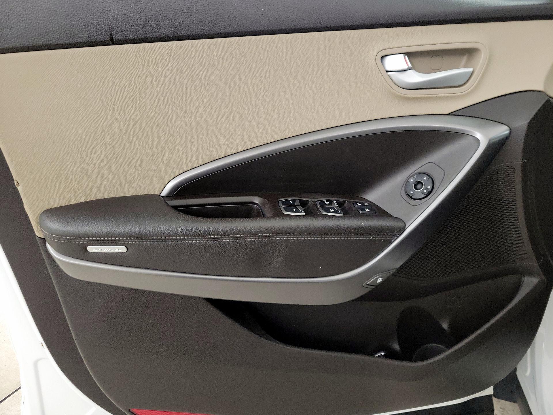 Thumbnail: 2017 Hyundai Santa Fe - 12