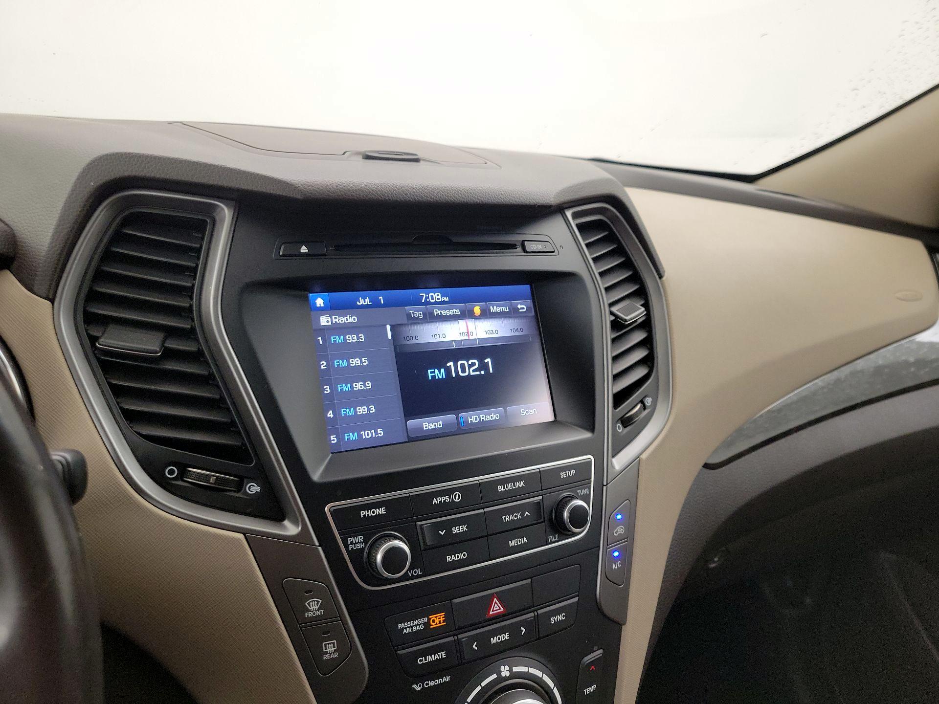 Thumbnail: 2017 Hyundai Santa Fe - 15