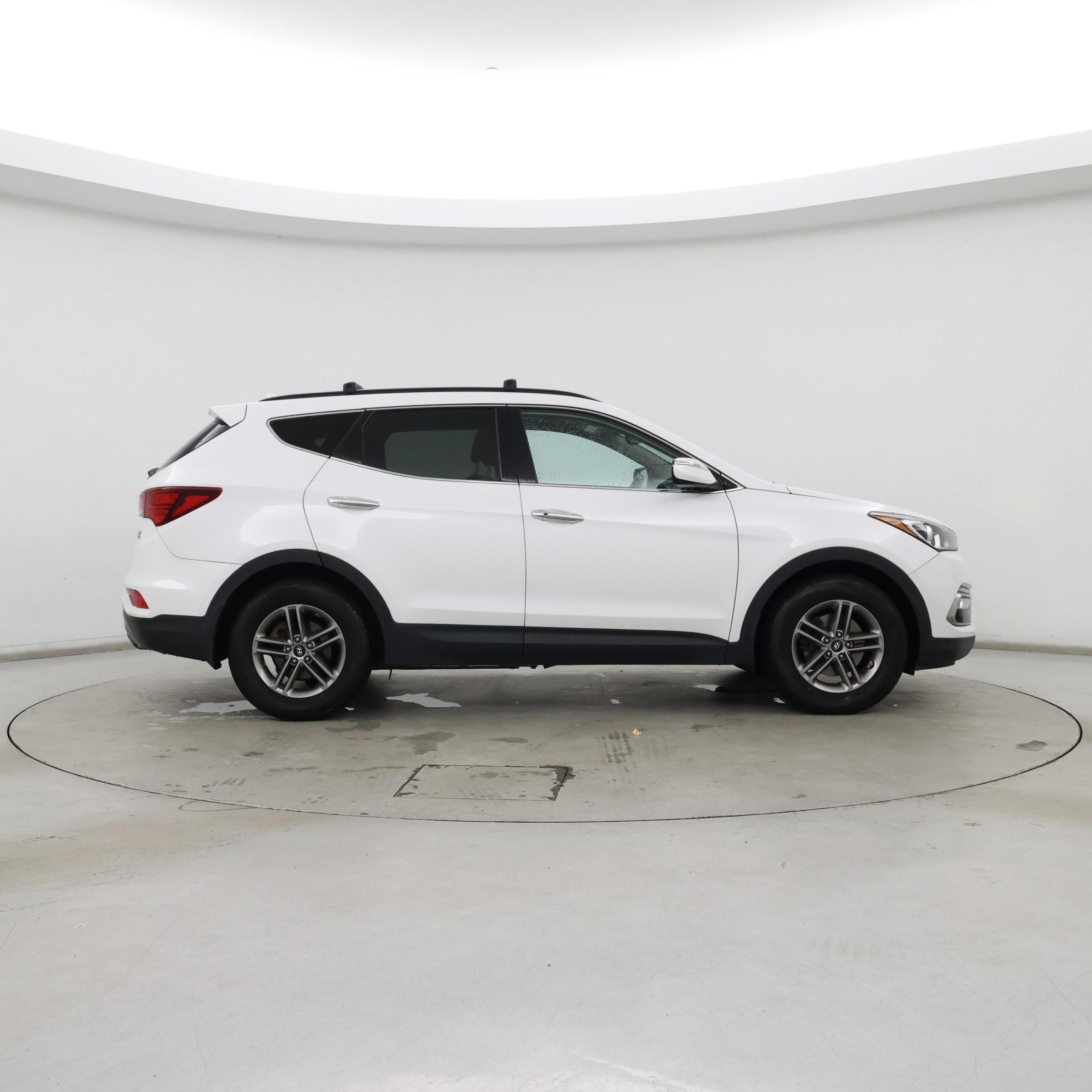 Thumbnail: 2017 Hyundai Santa Fe - 7