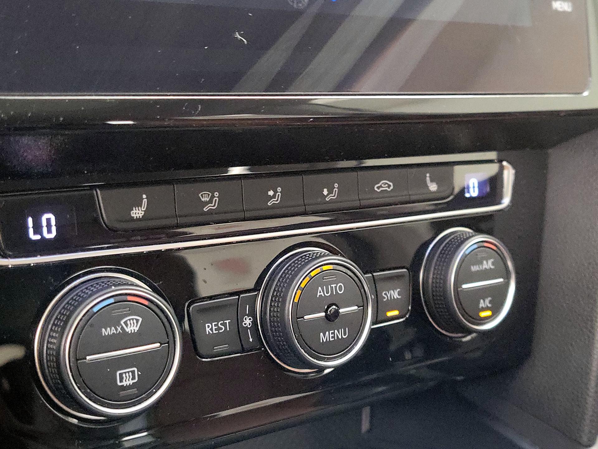 Thumbnail: 2019 Volkswagen Arteon - 17