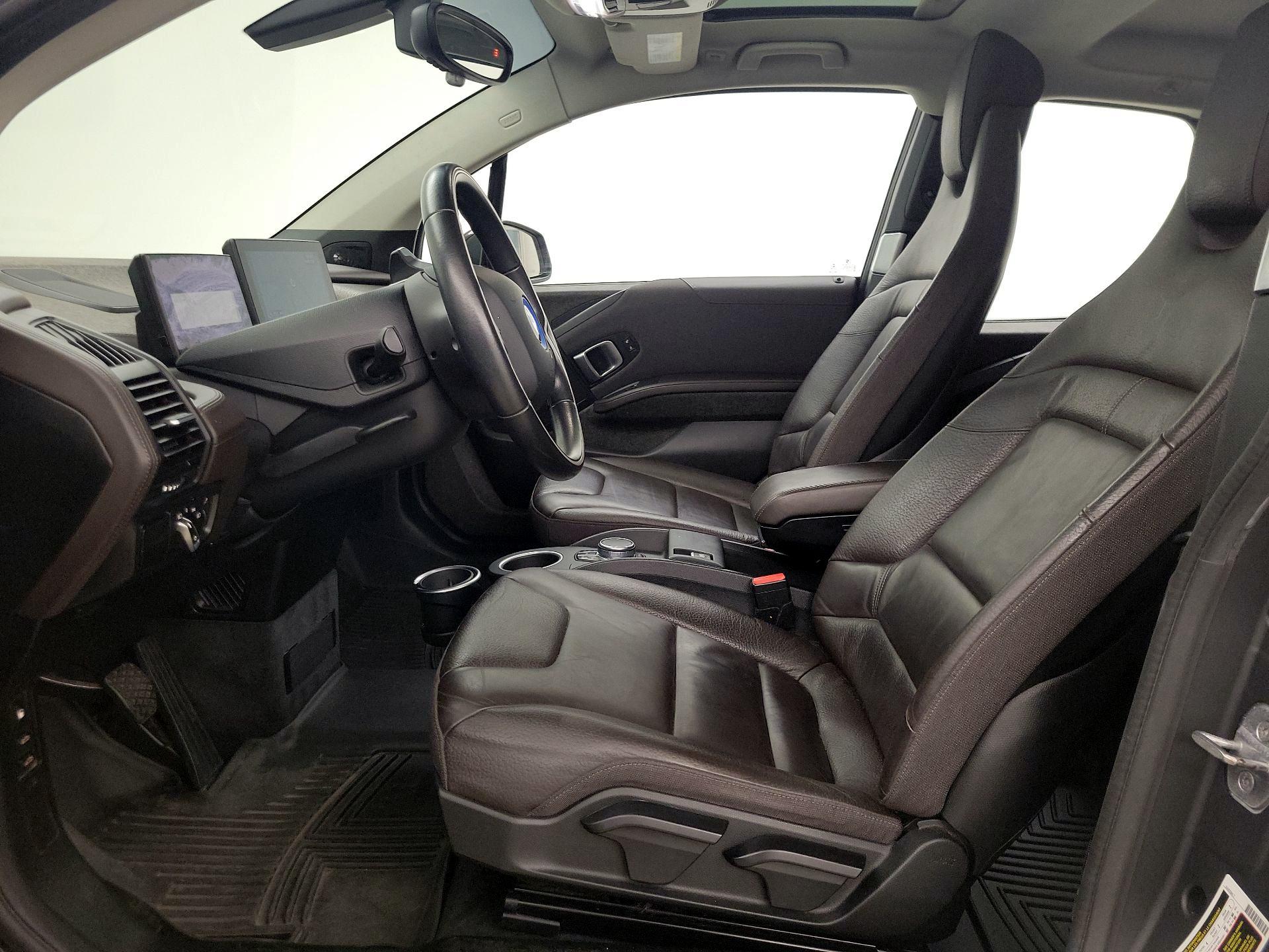 Thumbnail: 2017 BMW i3 - 11