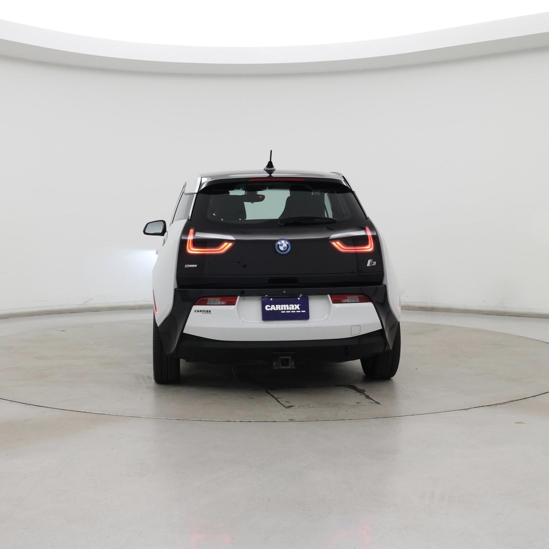Thumbnail: 2017 BMW i3 - 6