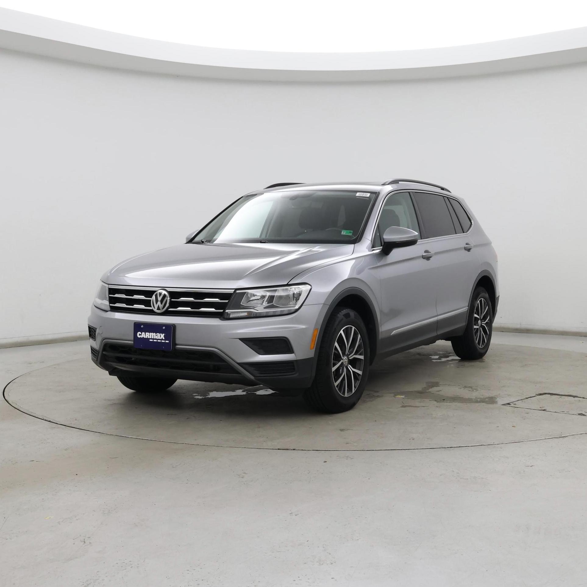 Thumbnail: 2020 Volkswagen Tiguan - 4