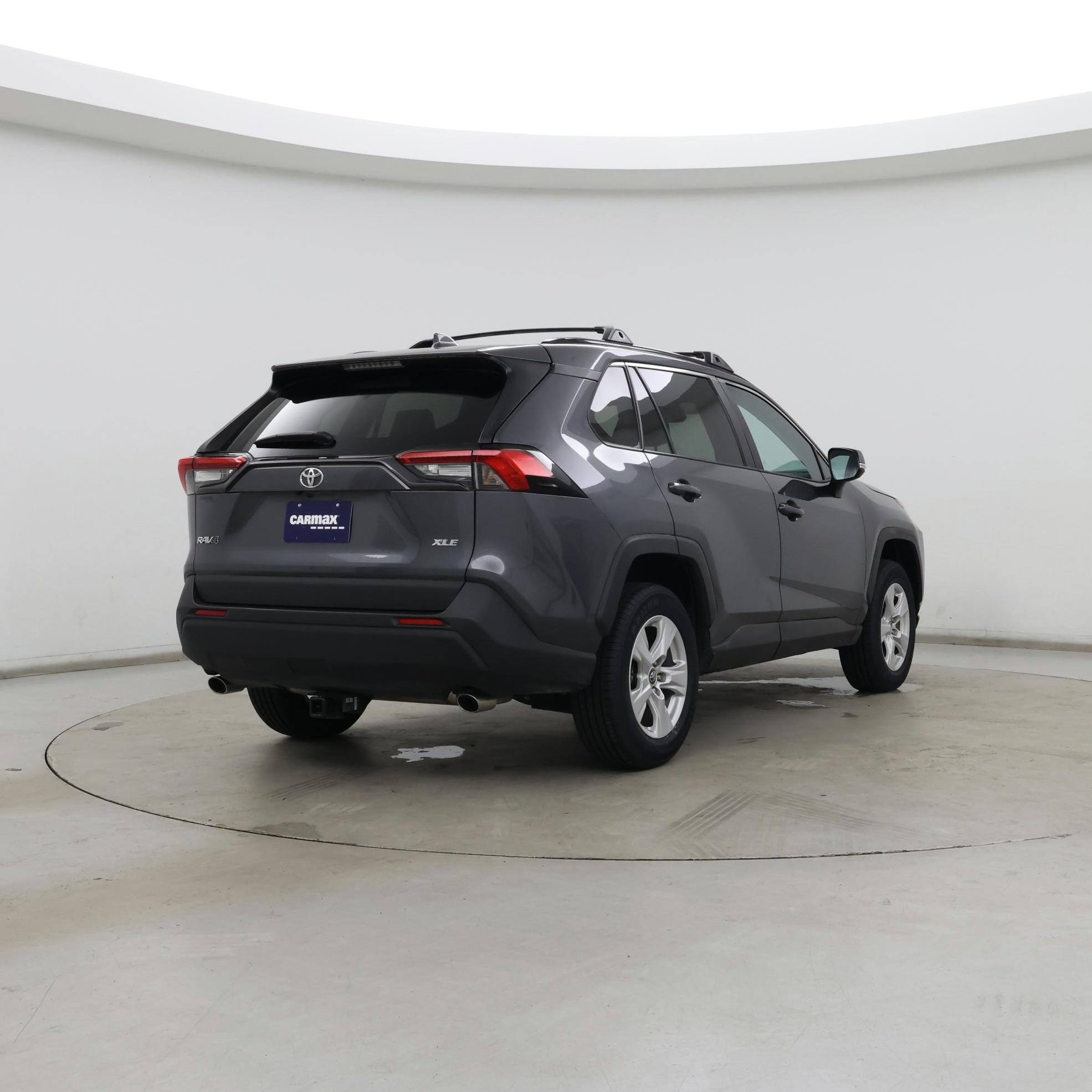 Thumbnail: 2020 Toyota RAV4 - 8