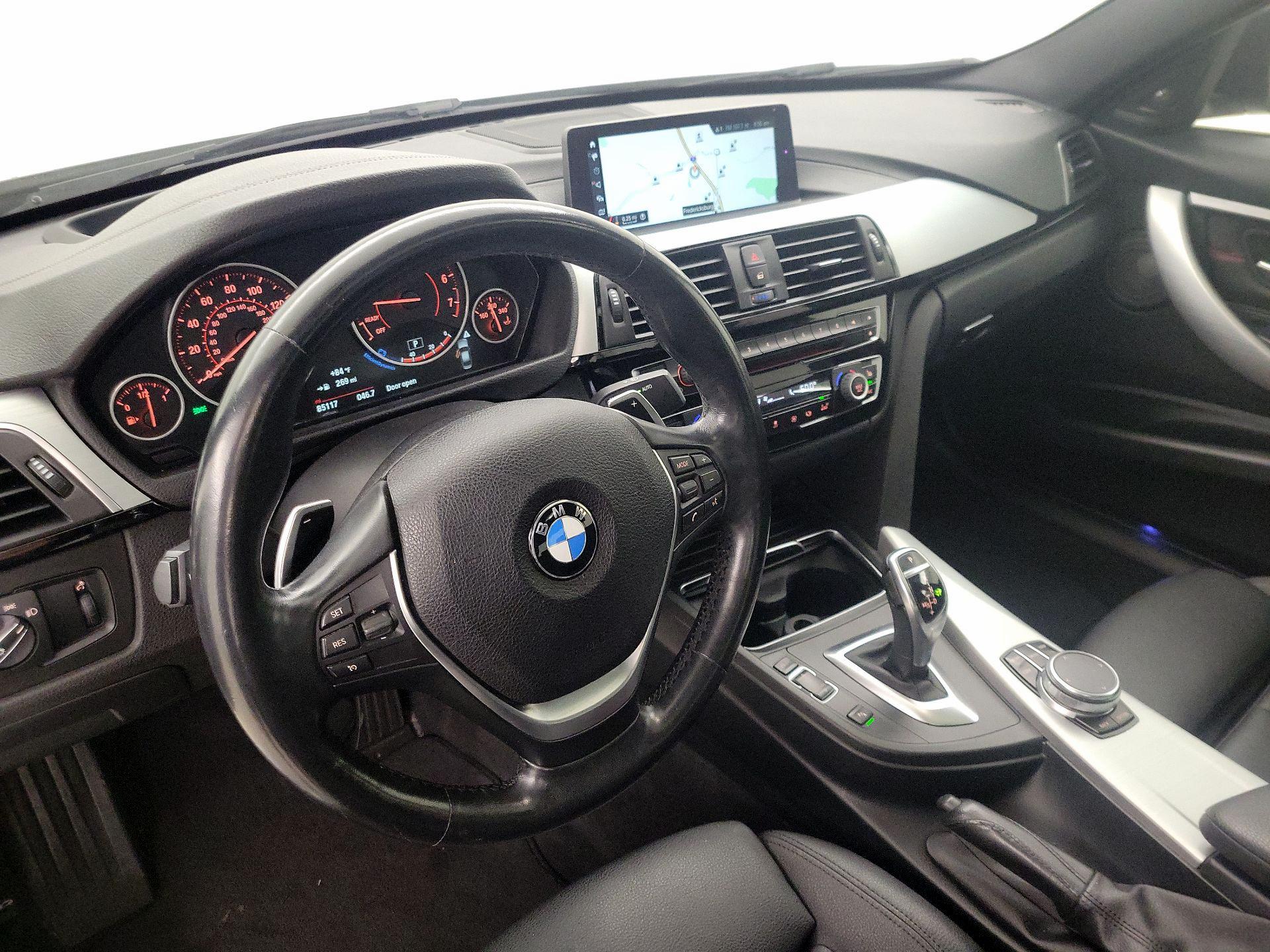 Thumbnail: 2018 BMW 3 Series - 9