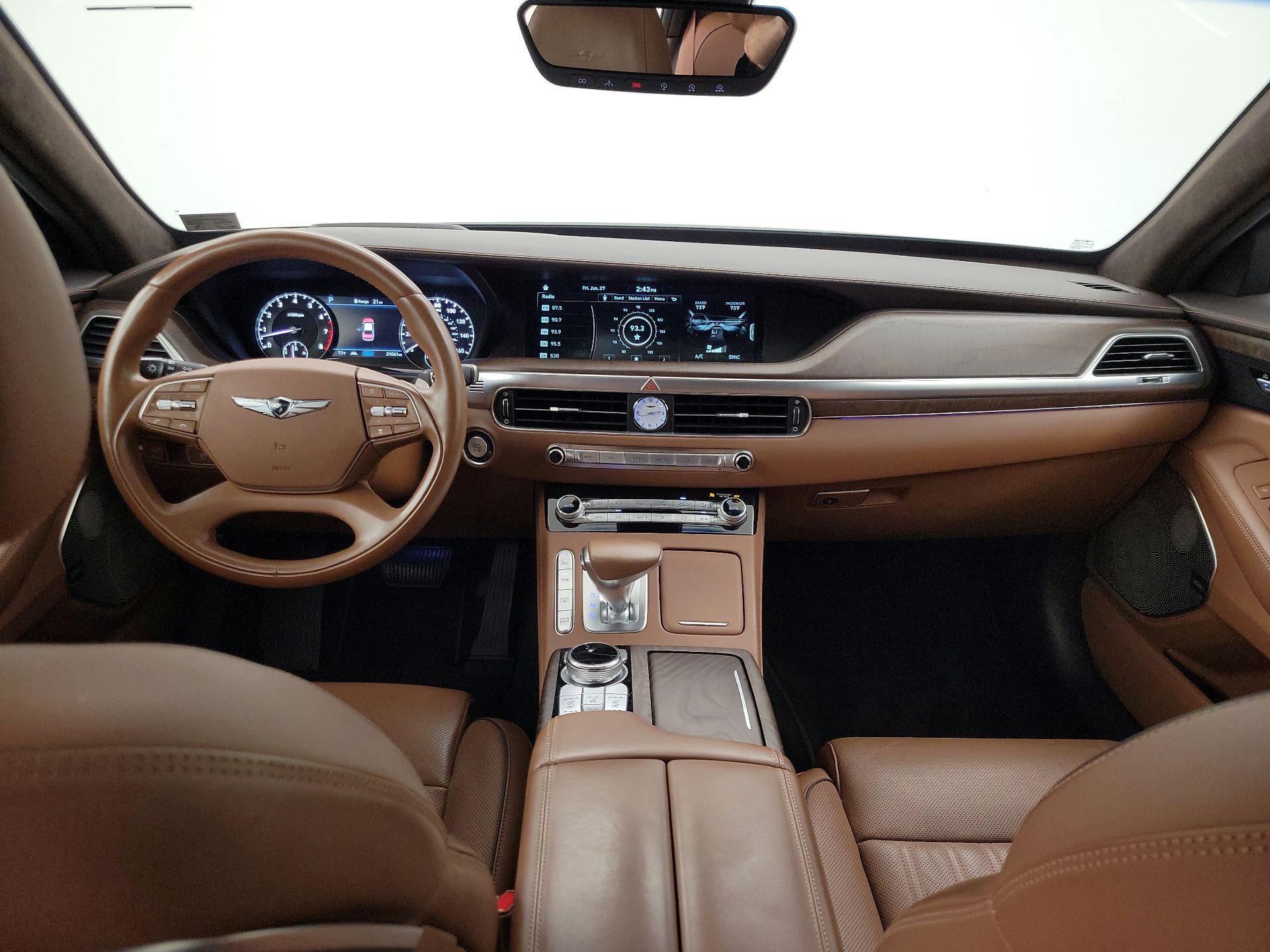 Thumbnail: 2022 Genesis G90 - 9