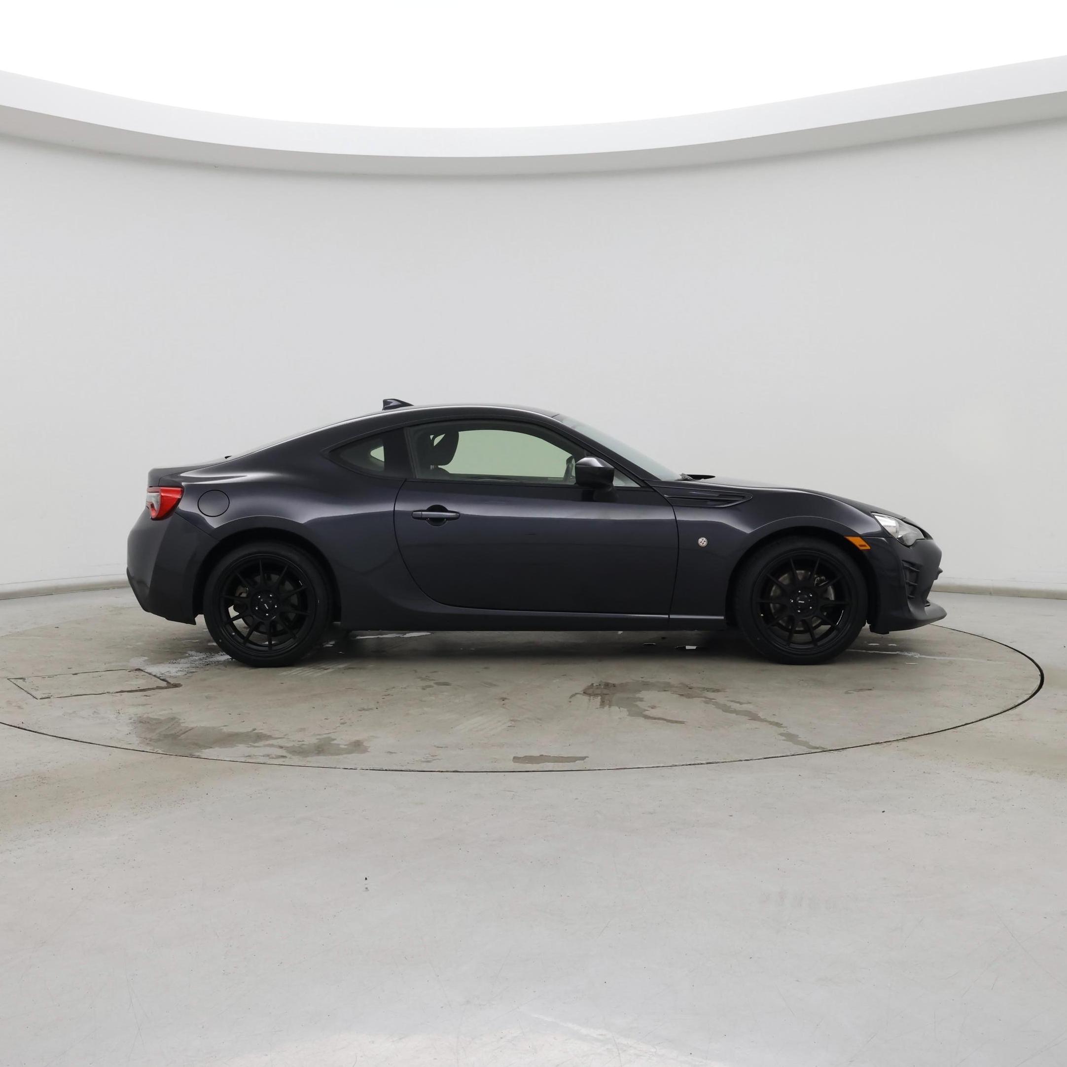 Thumbnail: 2017 Toyota 86 - 7