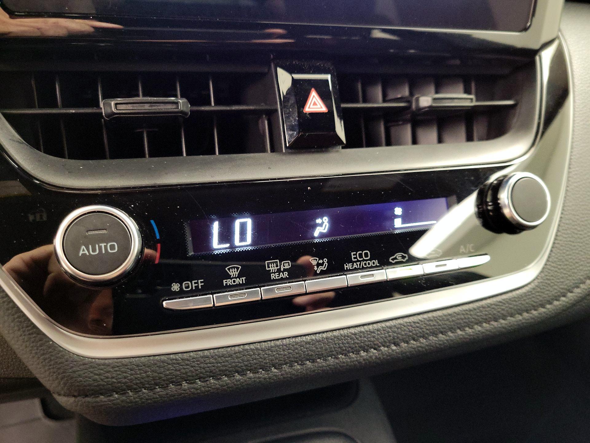 Thumbnail: 2024 Toyota Corolla - 16