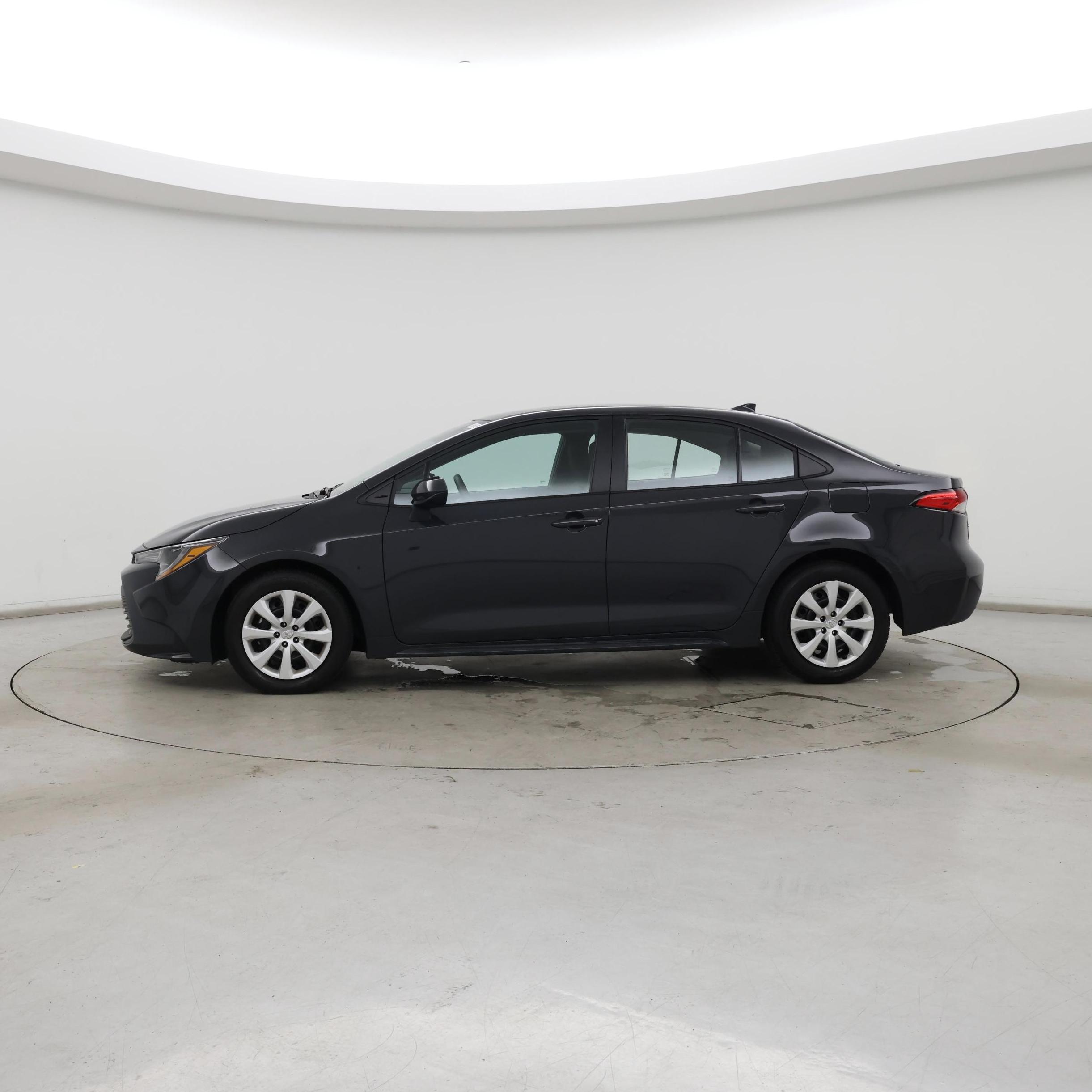Thumbnail: 2025 Toyota Corolla - 3