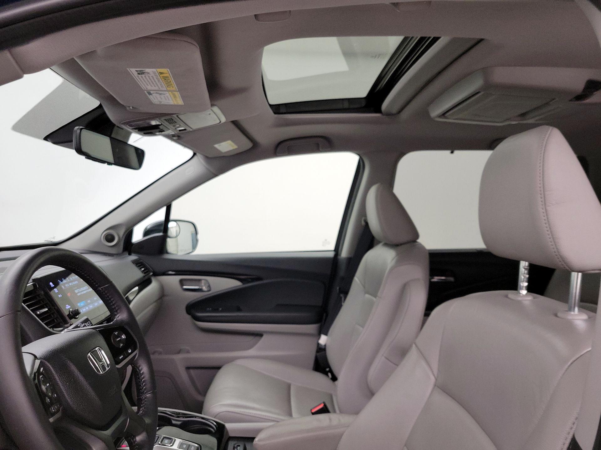 Thumbnail: 2020 Honda Pilot - 19