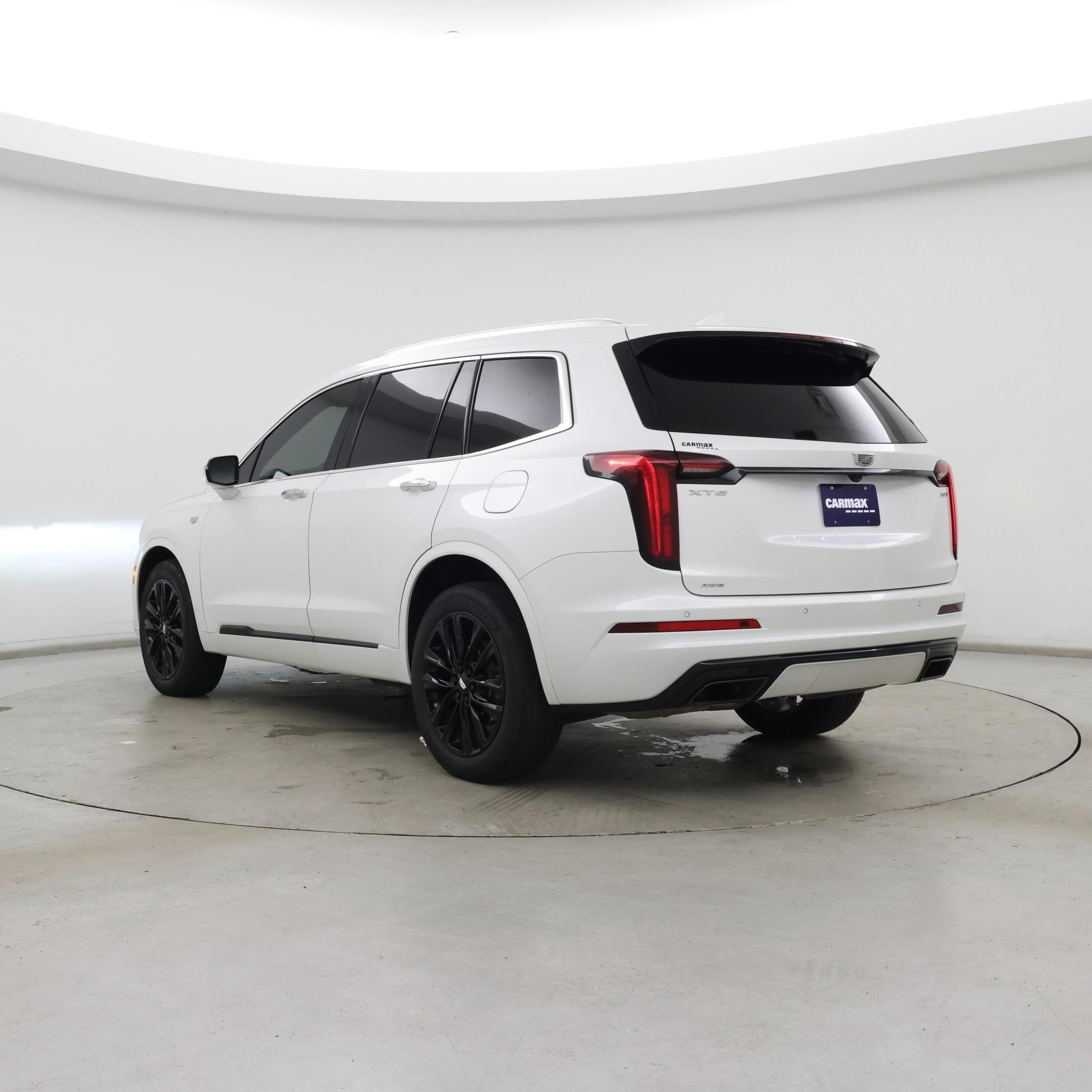 Thumbnail: 2022 Cadillac XT6 - 2