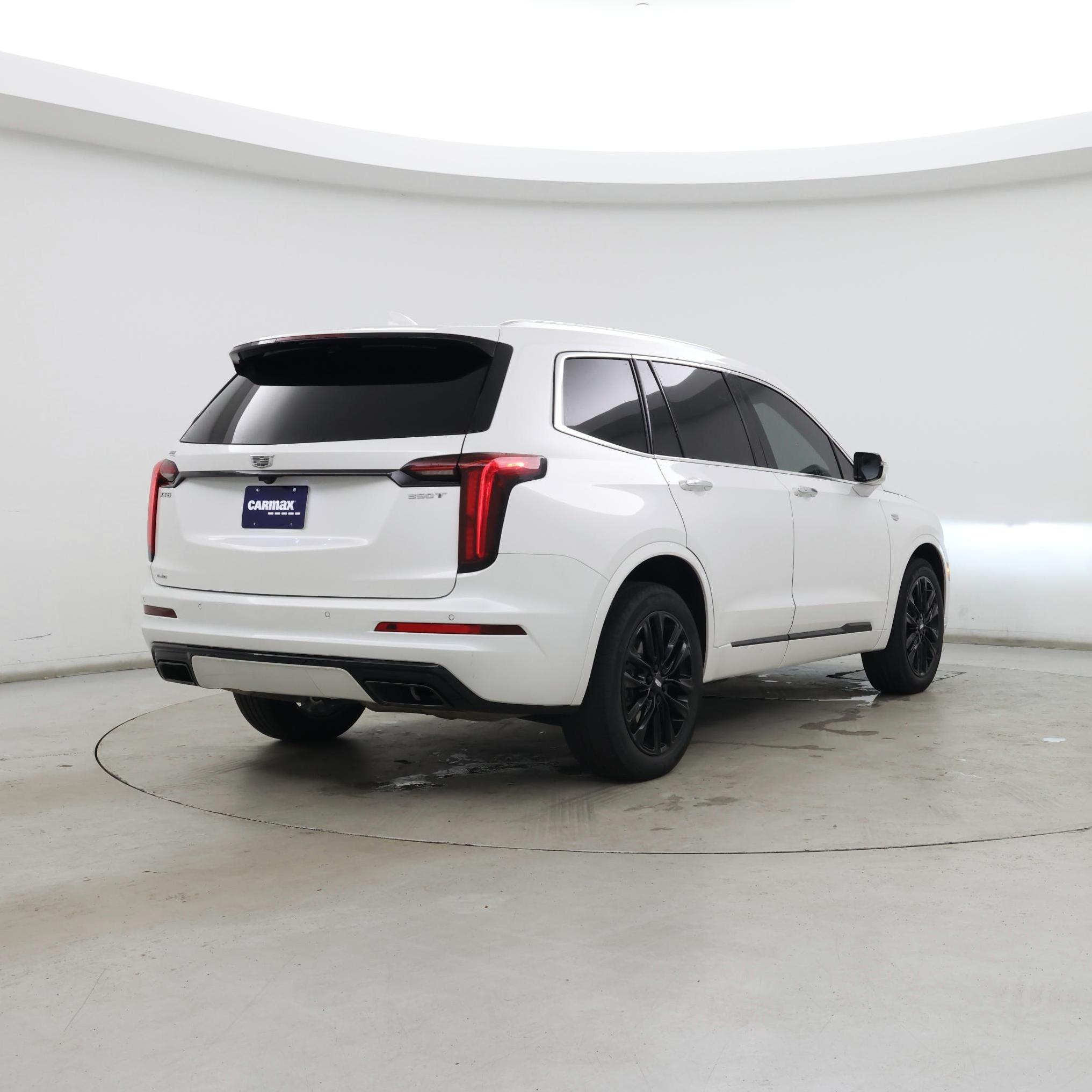 Thumbnail: 2022 Cadillac XT6 - 8
