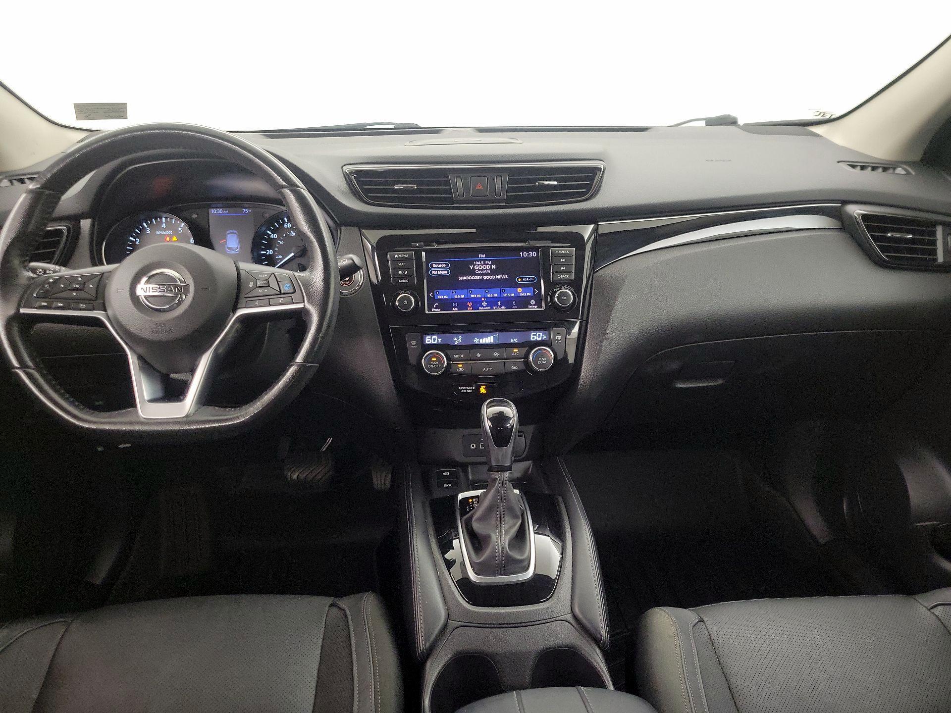 Thumbnail: 2019 Nissan Rogue Sport - 9
