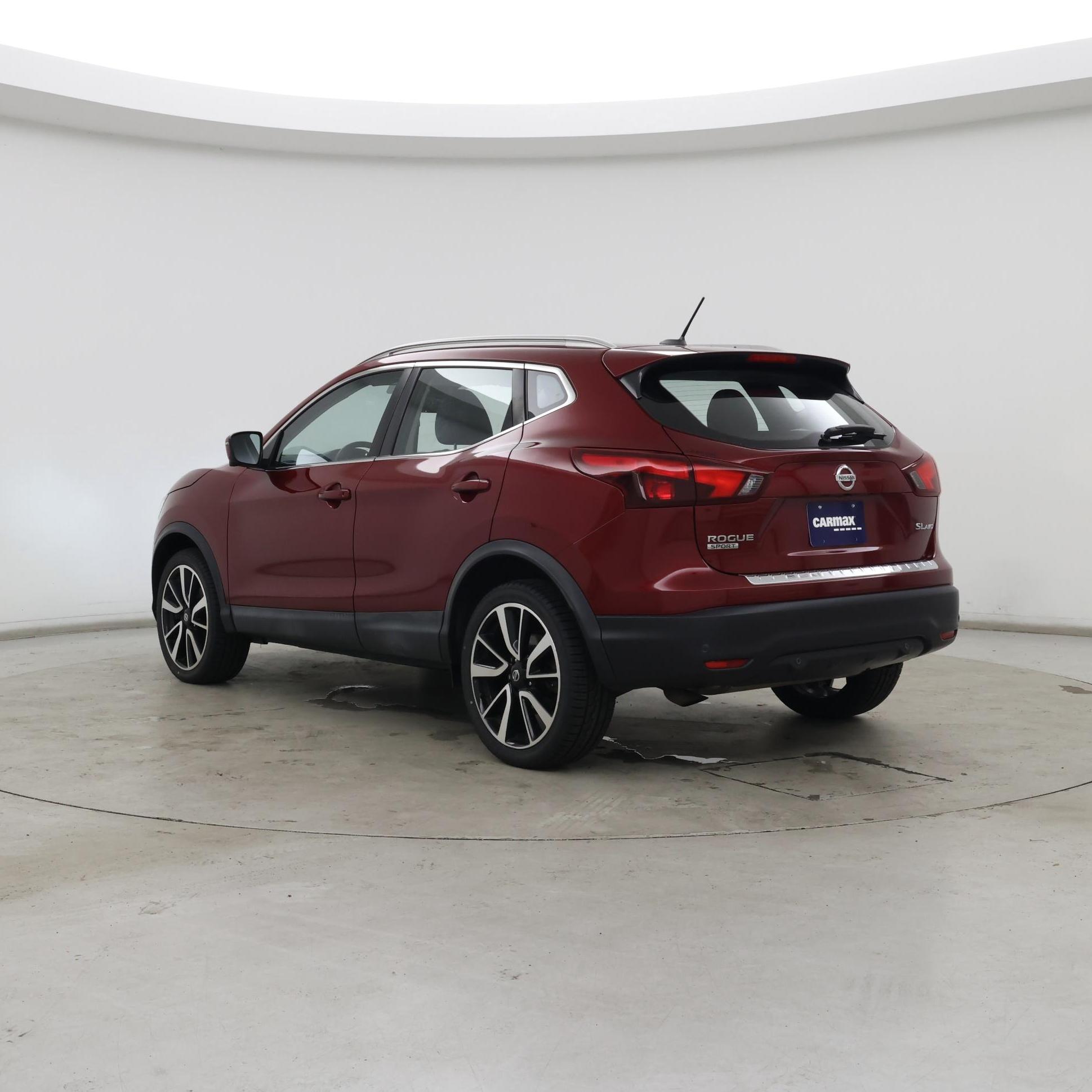 Thumbnail: 2019 Nissan Rogue Sport - 2