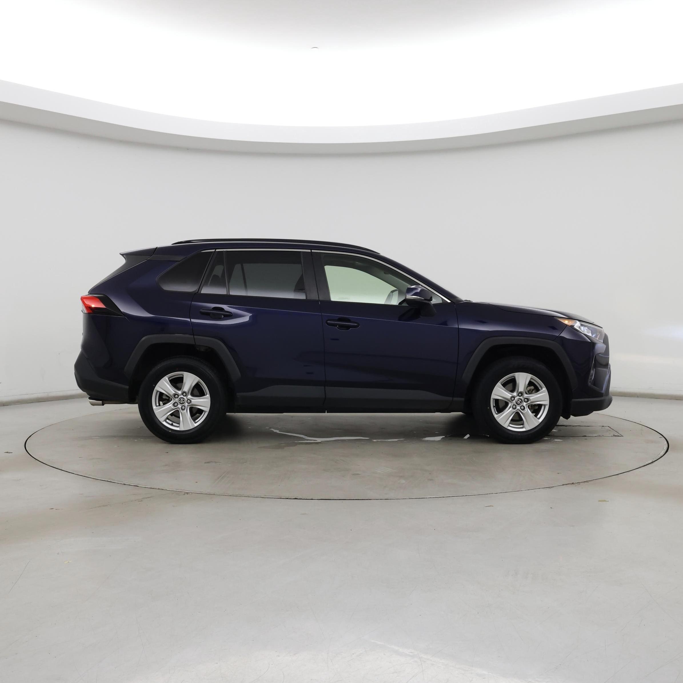 Thumbnail: 2020 Toyota RAV4 - 7