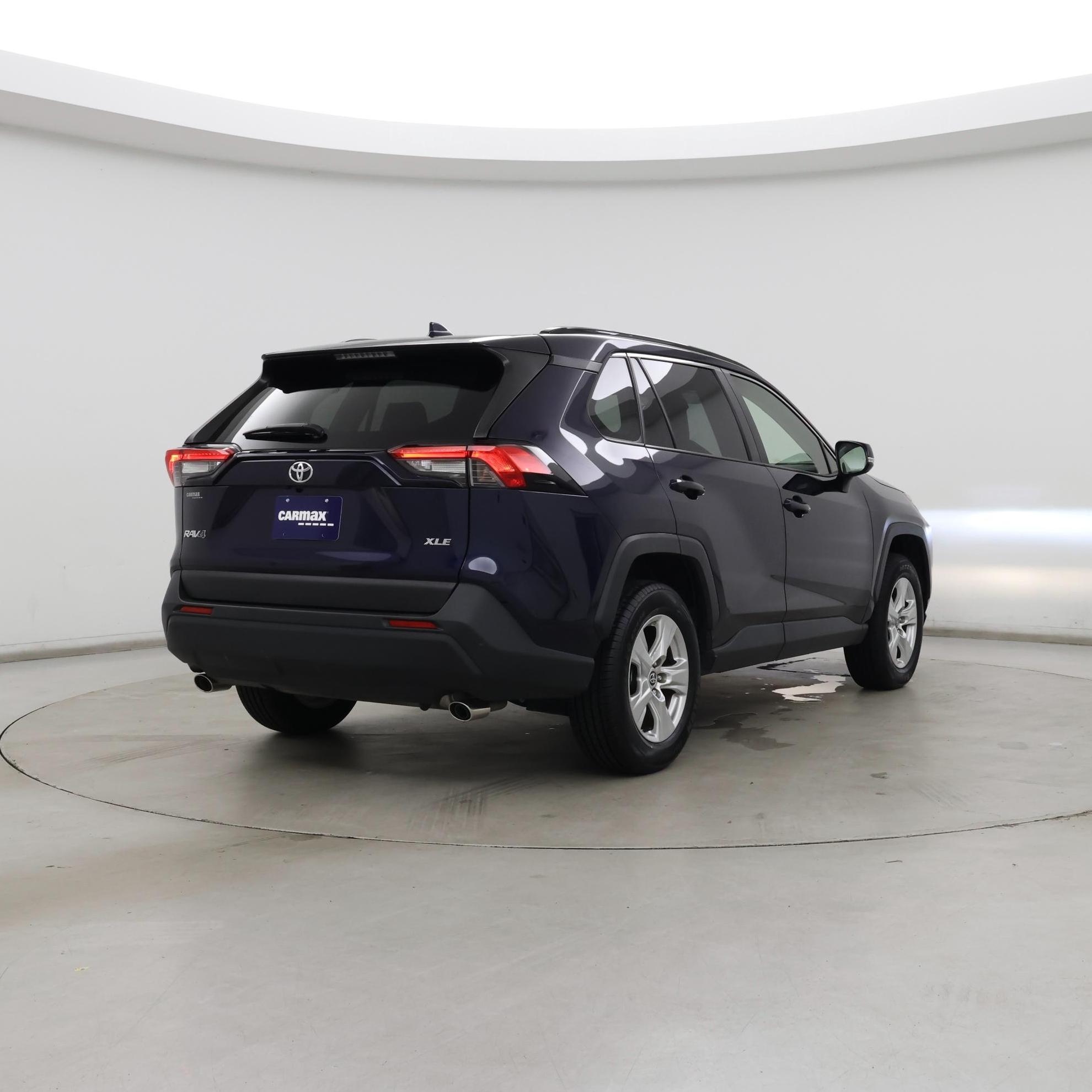 Thumbnail: 2020 Toyota RAV4 - 8