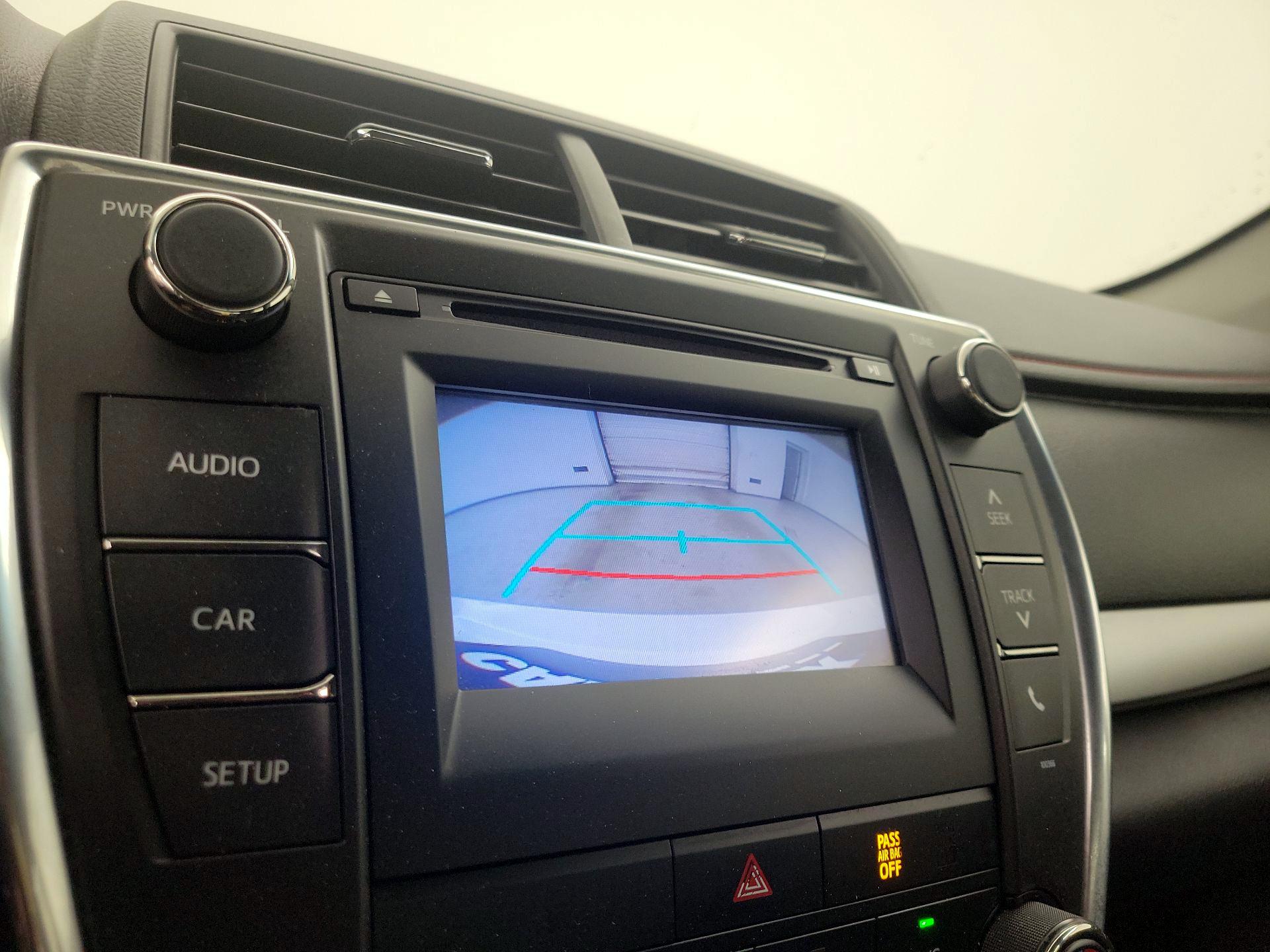 Thumbnail: 2015 Toyota Camry - 14