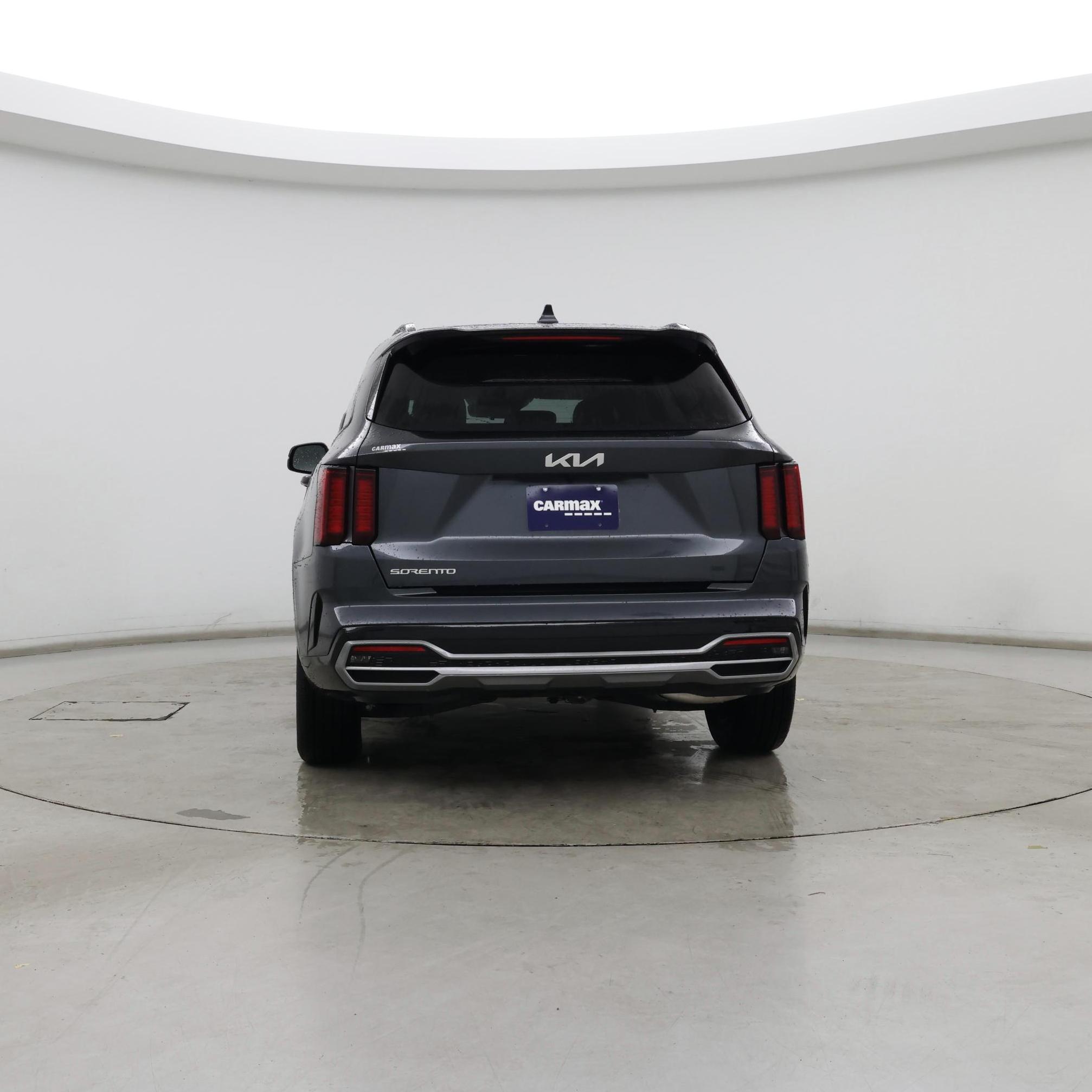 Thumbnail: 2023 Kia Sorento - 6
