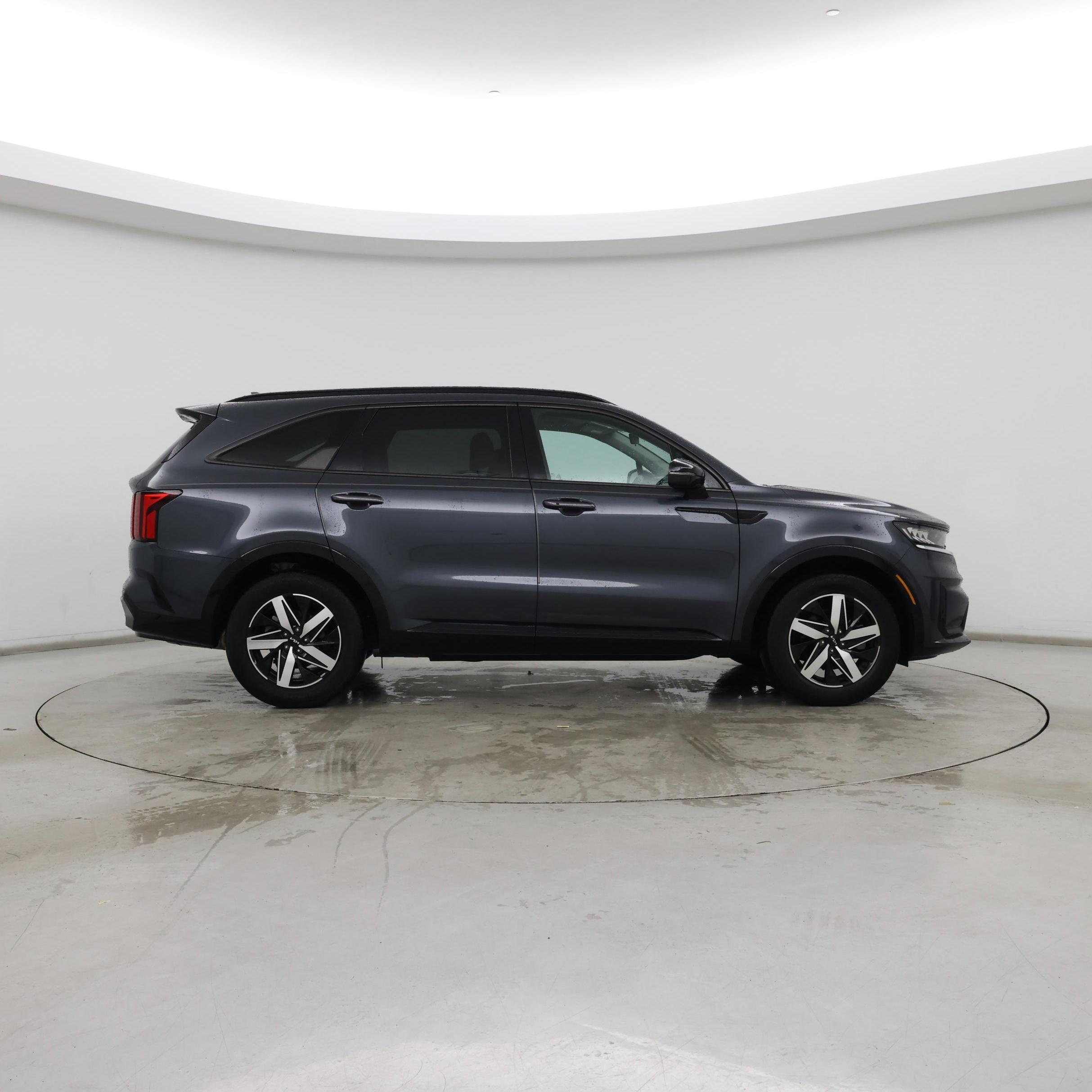 Thumbnail: 2023 Kia Sorento - 7
