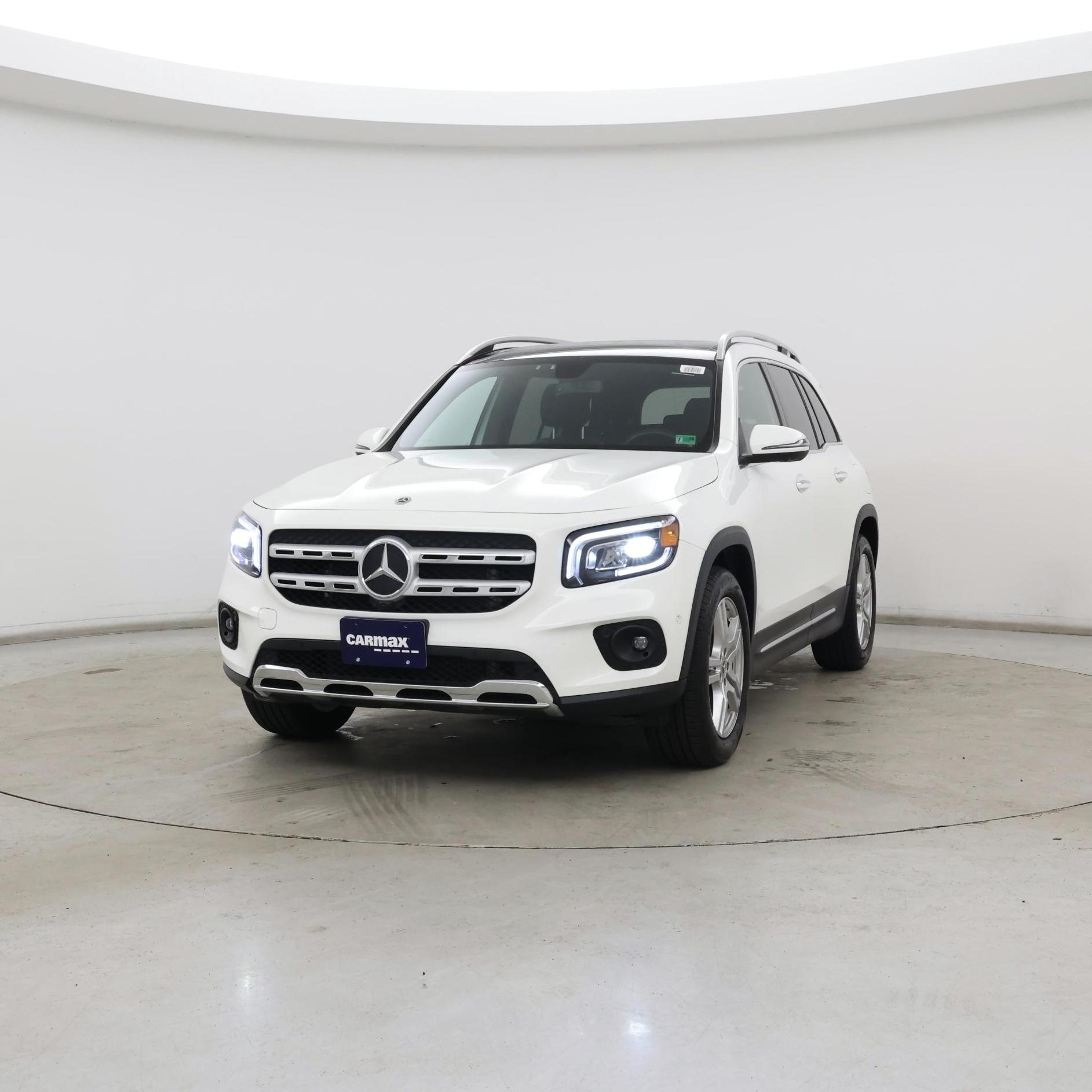 Thumbnail: 2021 Mercedes-Benz GLB - 4
