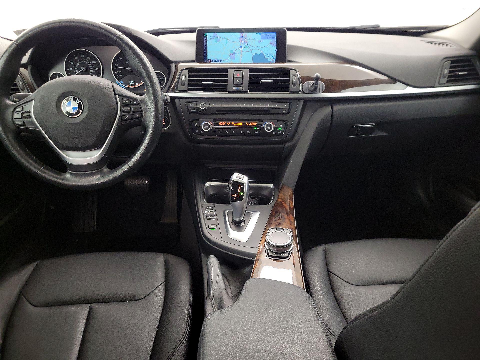 Thumbnail: 2015 BMW 3 Series - 9