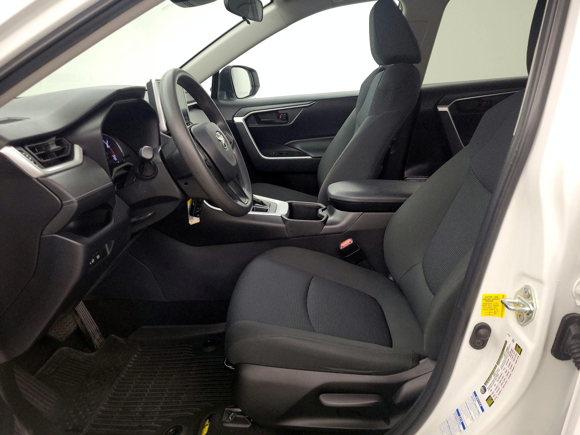 Thumbnail: 2023 Toyota RAV4 - 11