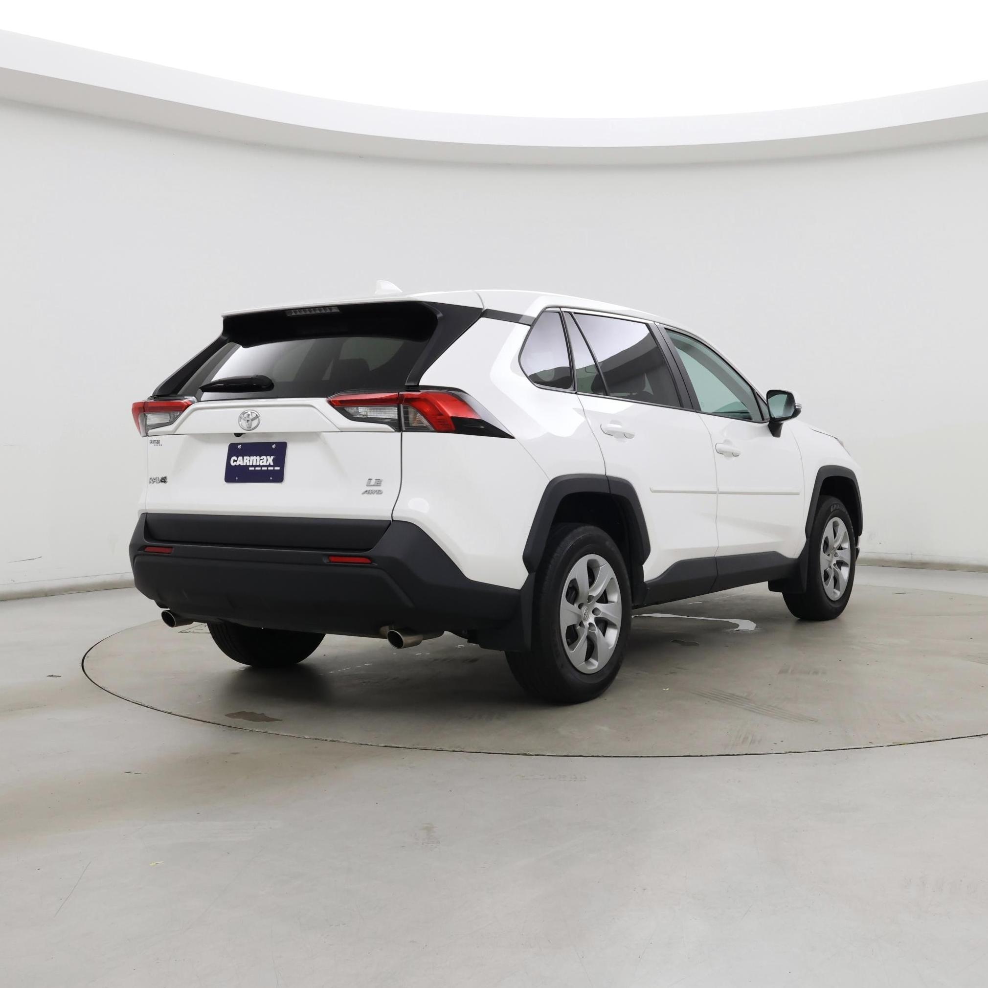 Thumbnail: 2023 Toyota RAV4 - 8