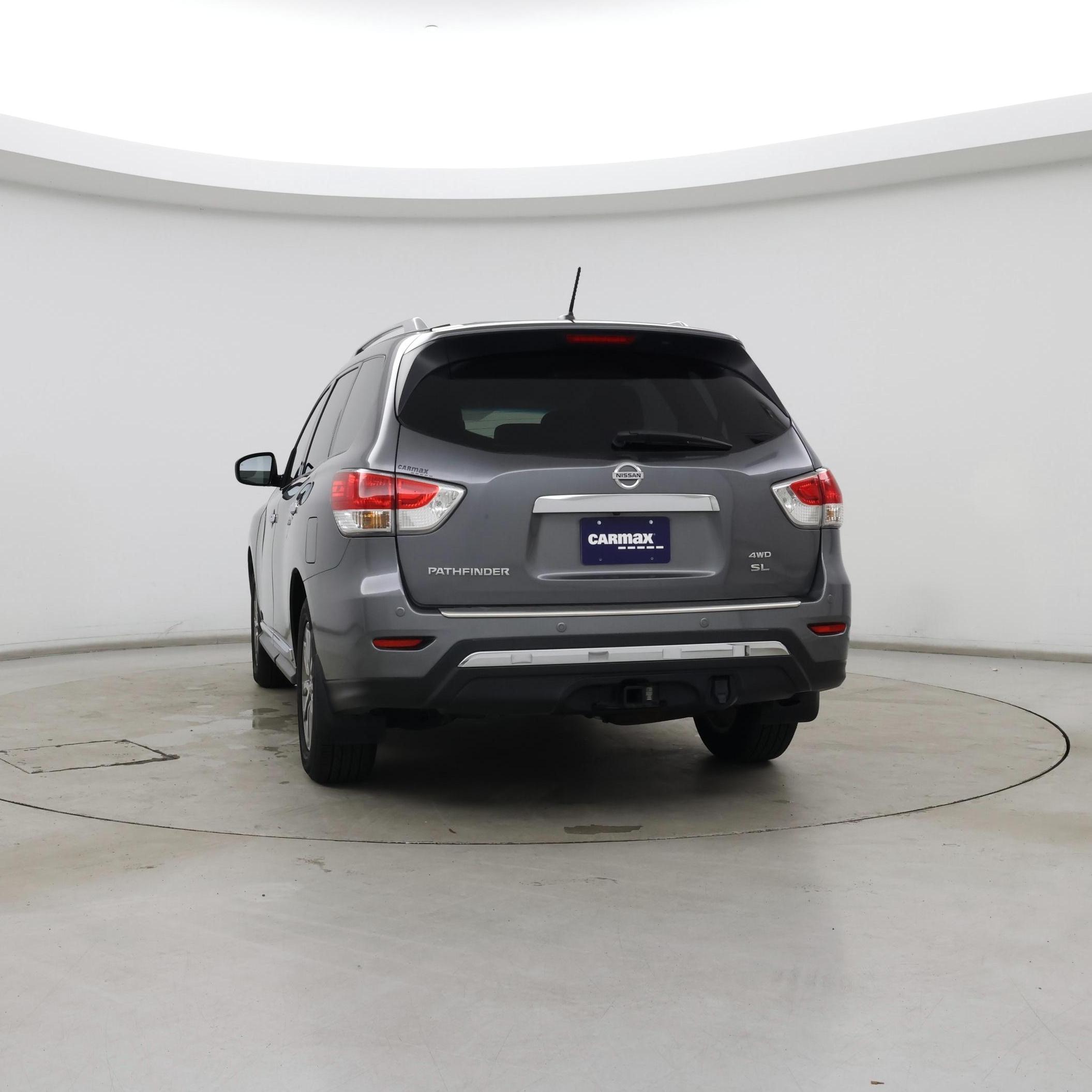 Thumbnail: 2015 Nissan Pathfinder - 6