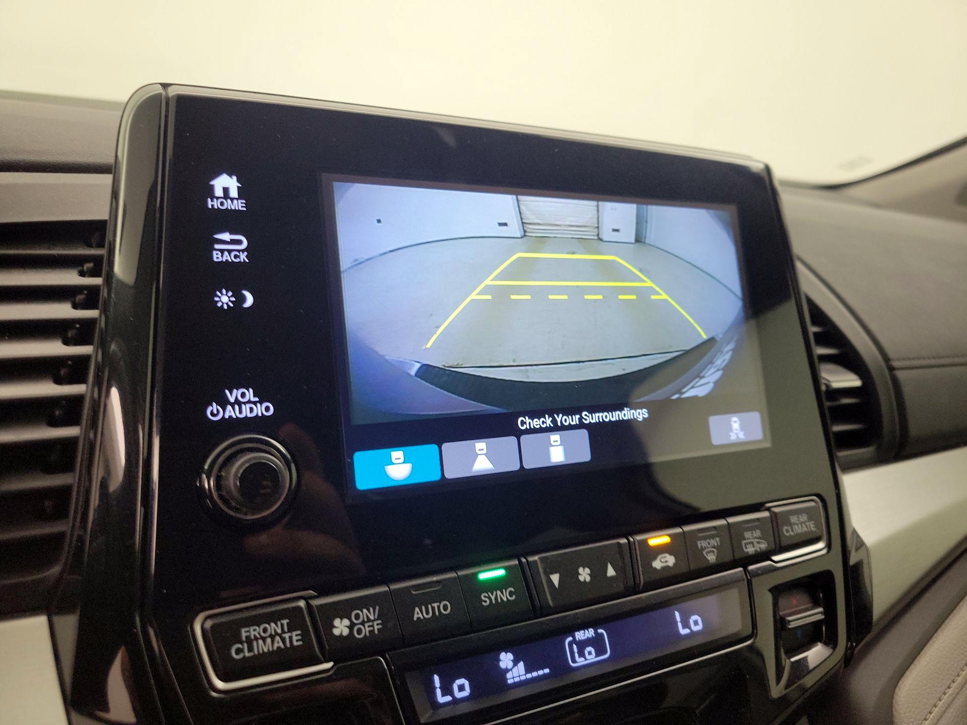 Thumbnail: 2019 Honda Odyssey - 14