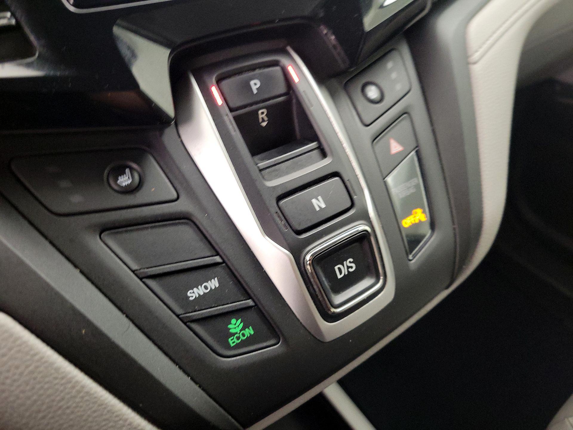 Thumbnail: 2019 Honda Odyssey - 17