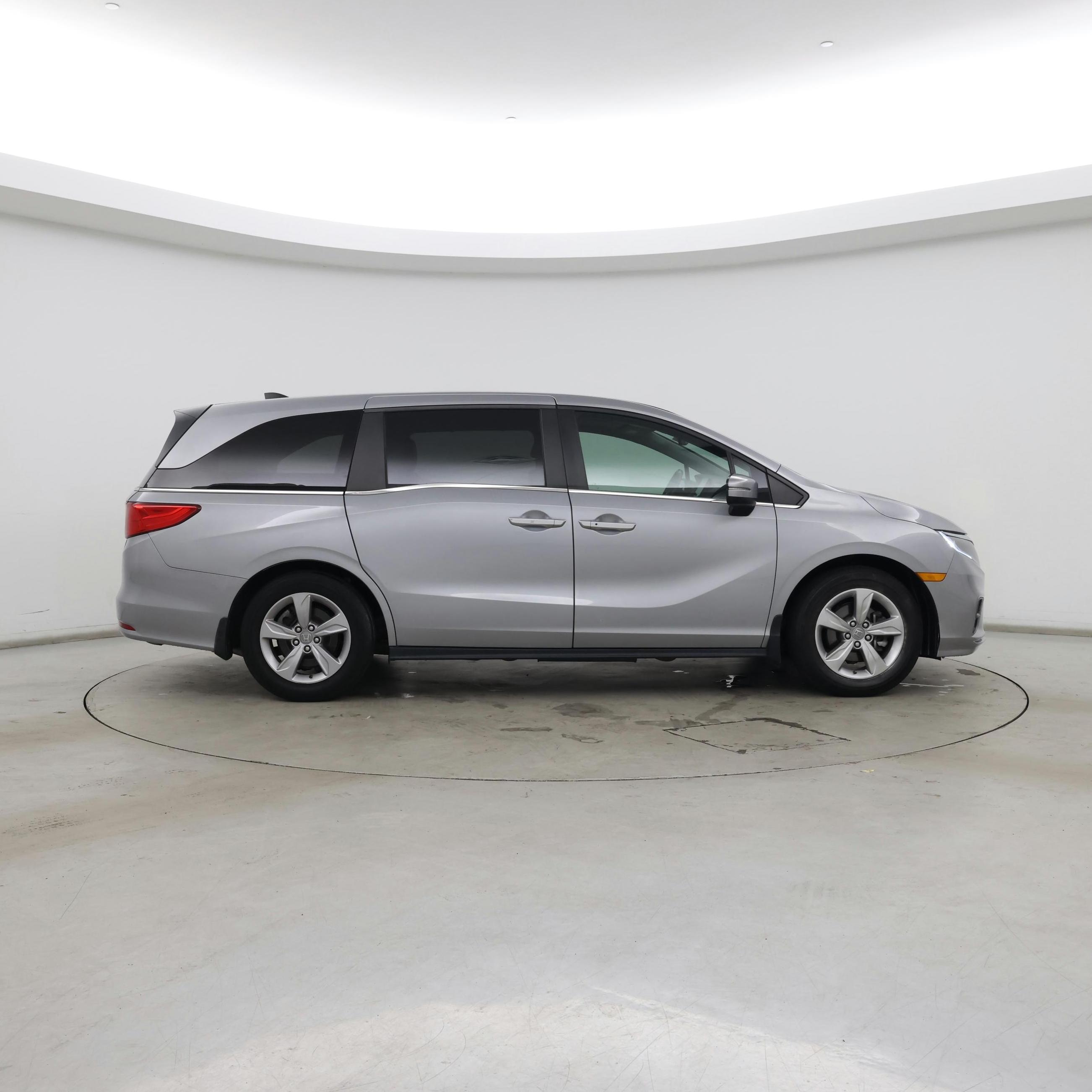 Thumbnail: 2019 Honda Odyssey - 7